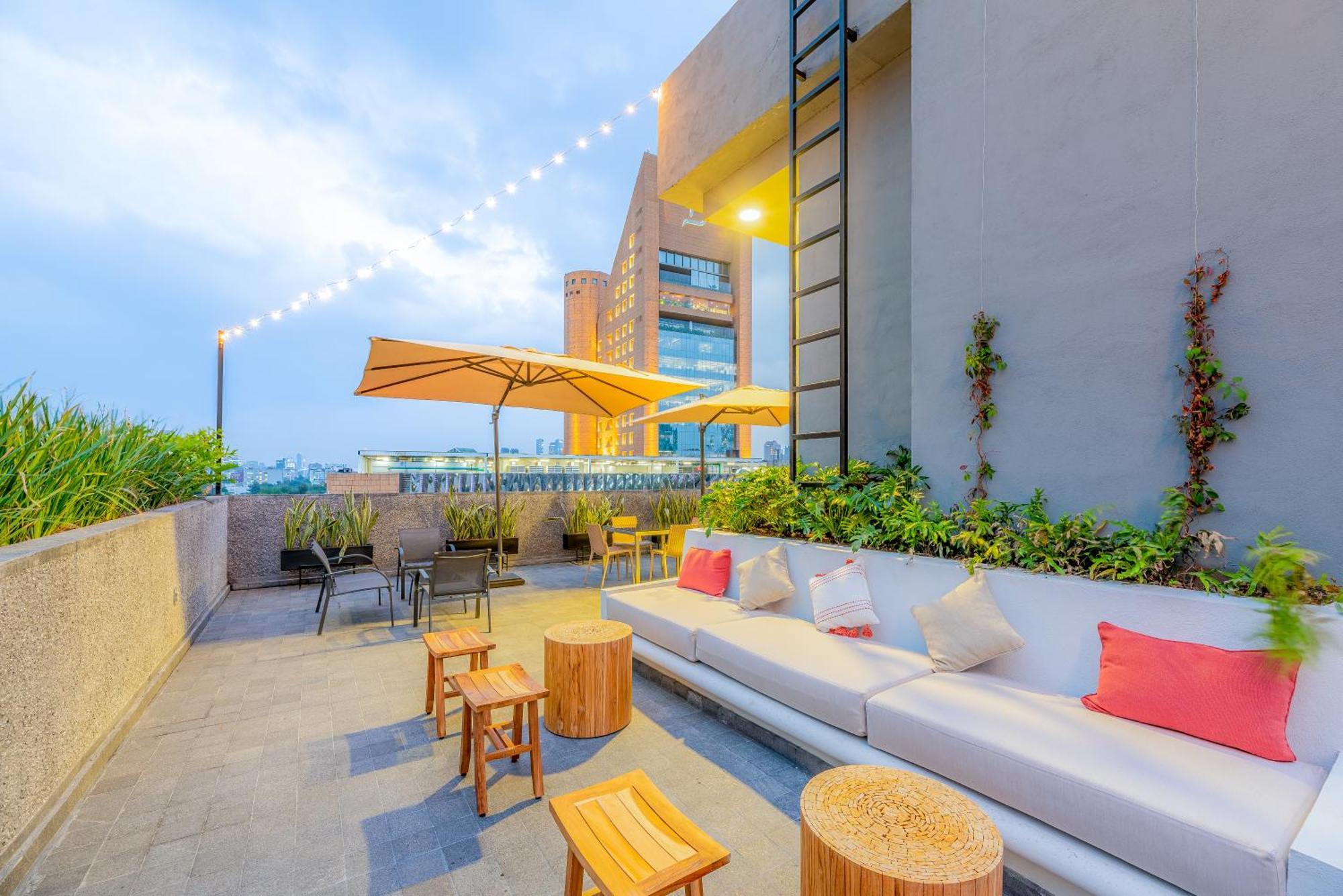 Capitalia - Luxury - Homero Apartment *