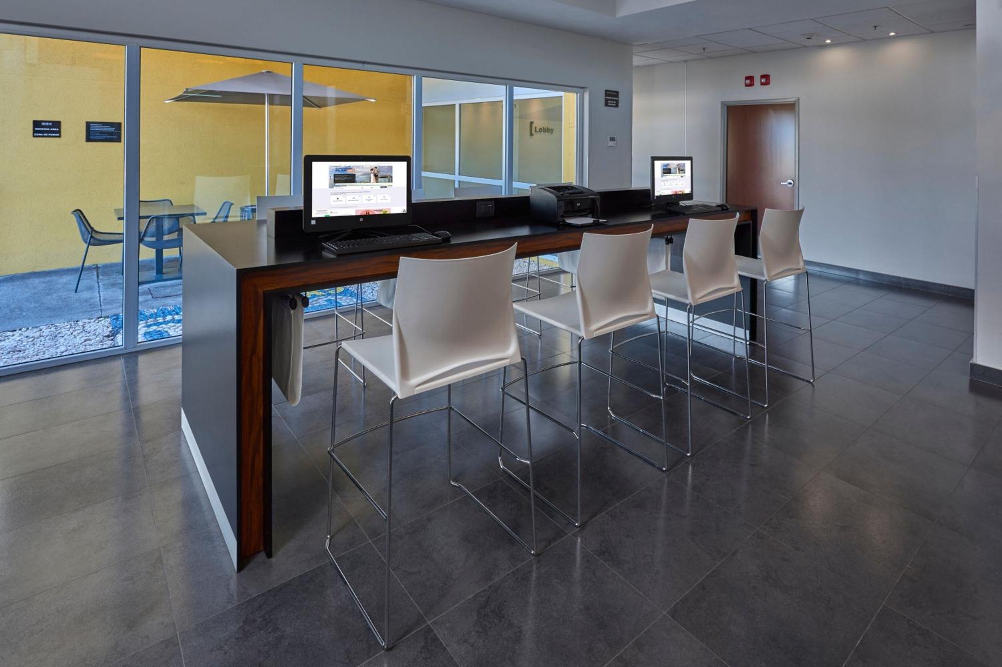 Express Cdmx Plaza Hotel 4*