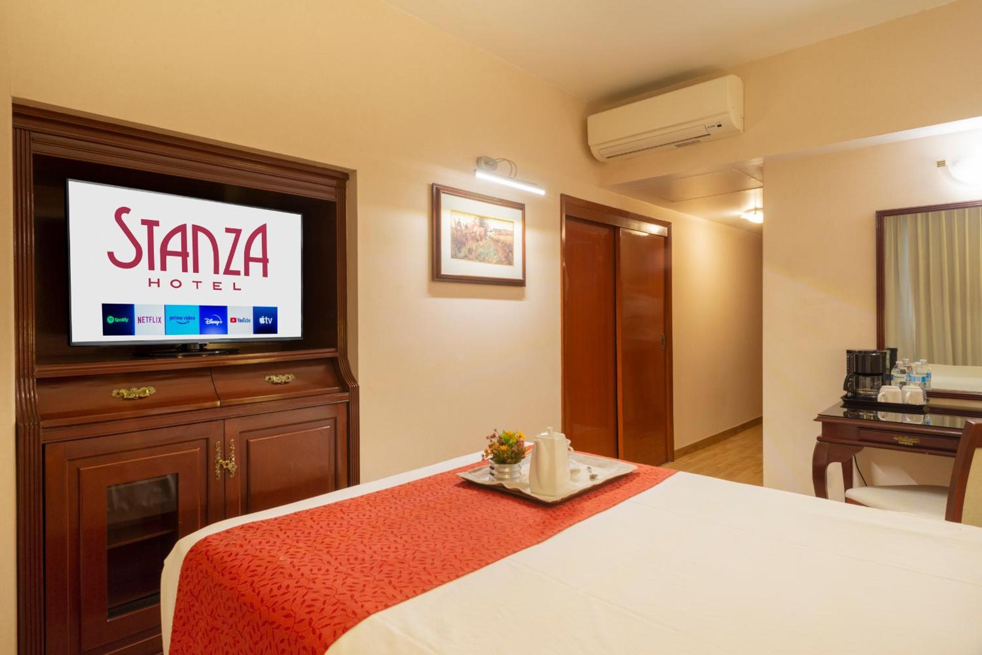 Hotel Stanza 4*