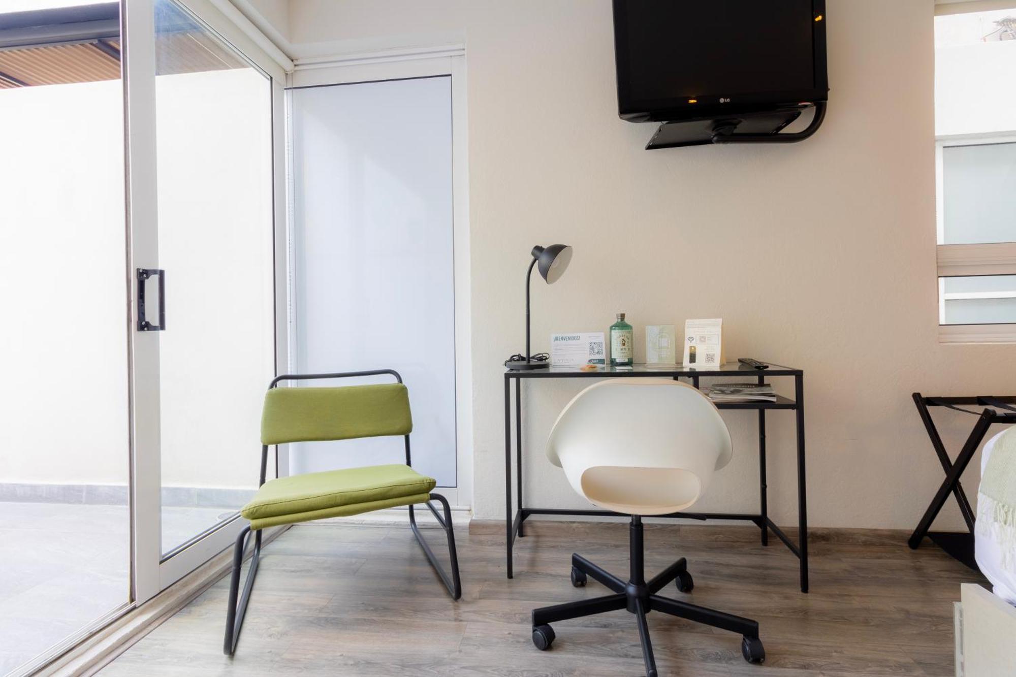 Capitalia - - Juan Racine Apartment *