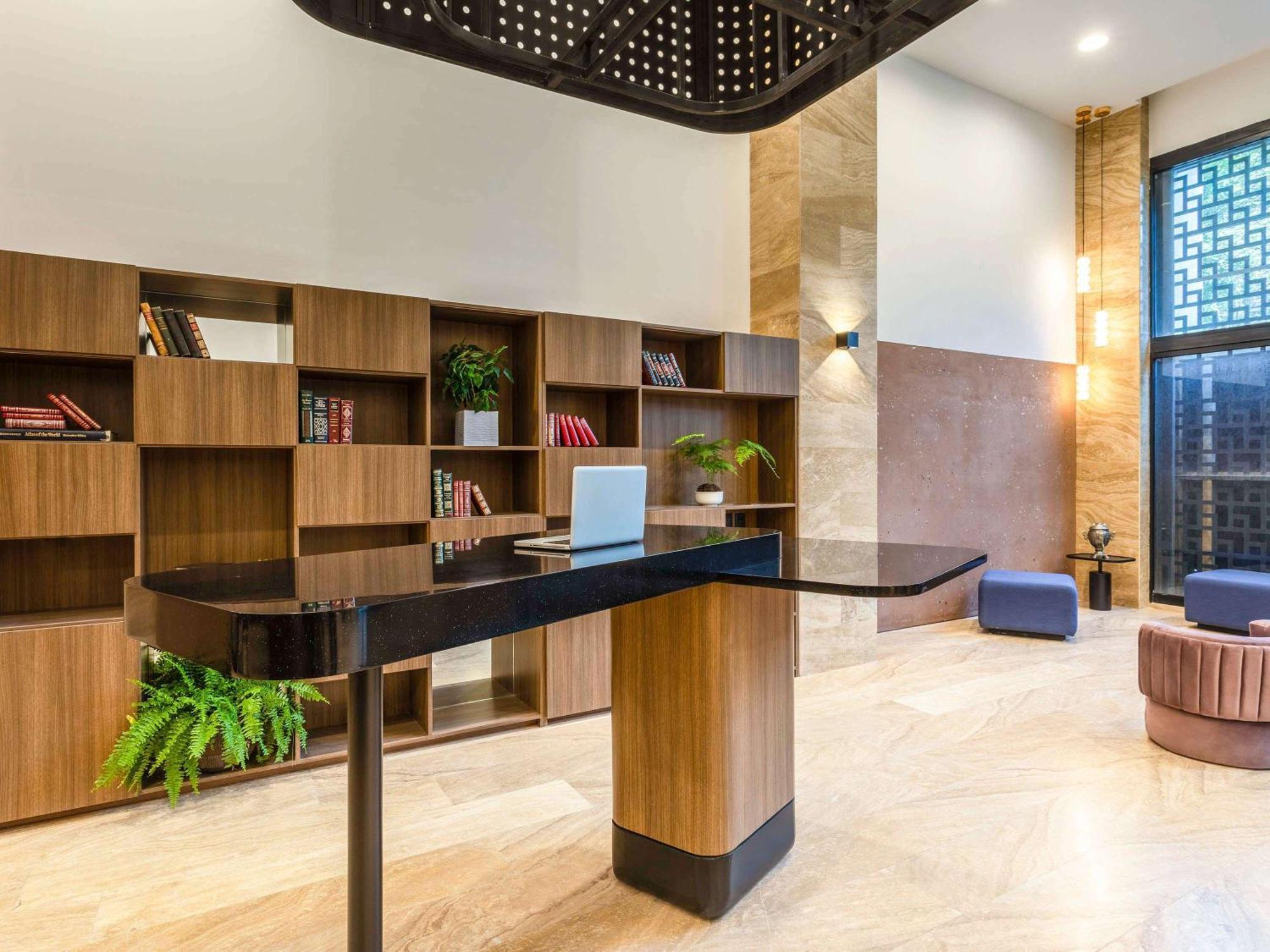 Novotel Mexico Centro Historico 4*