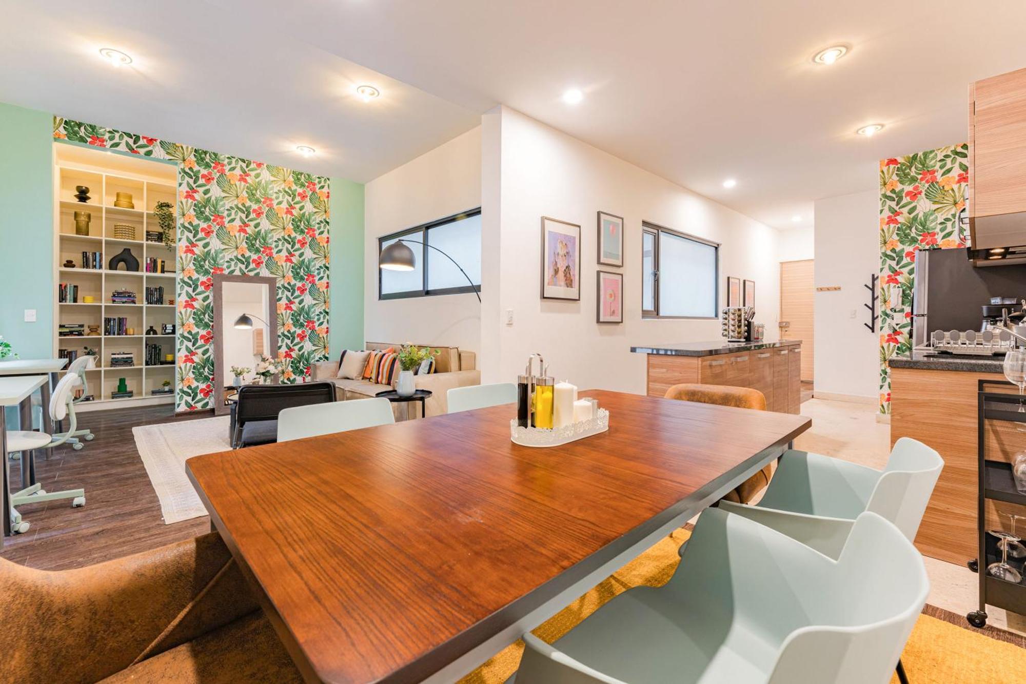 Casa de férias New Perfect Location 24 Security Free Parking *