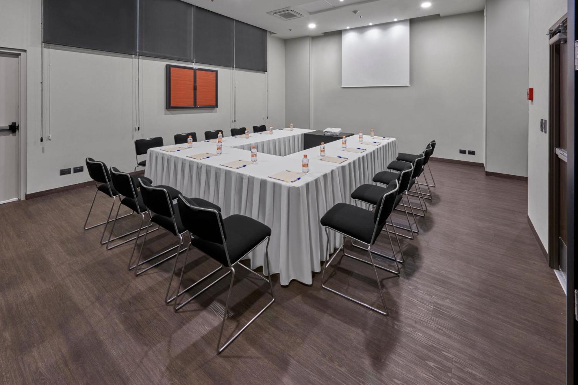 Express By Marriott Ciudad De La