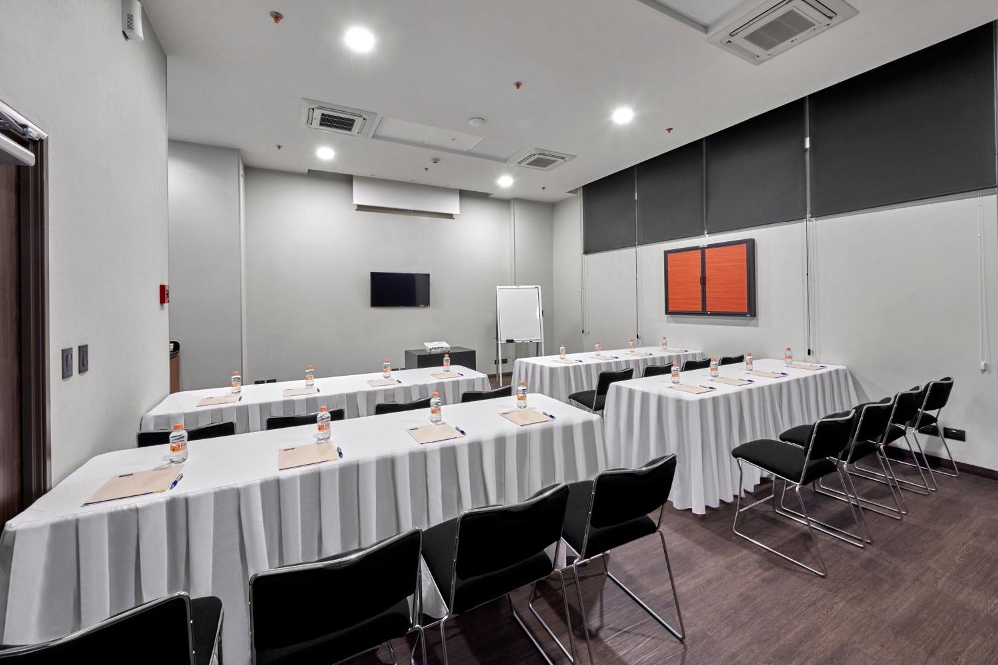 Express By Marriott Ciudad De La