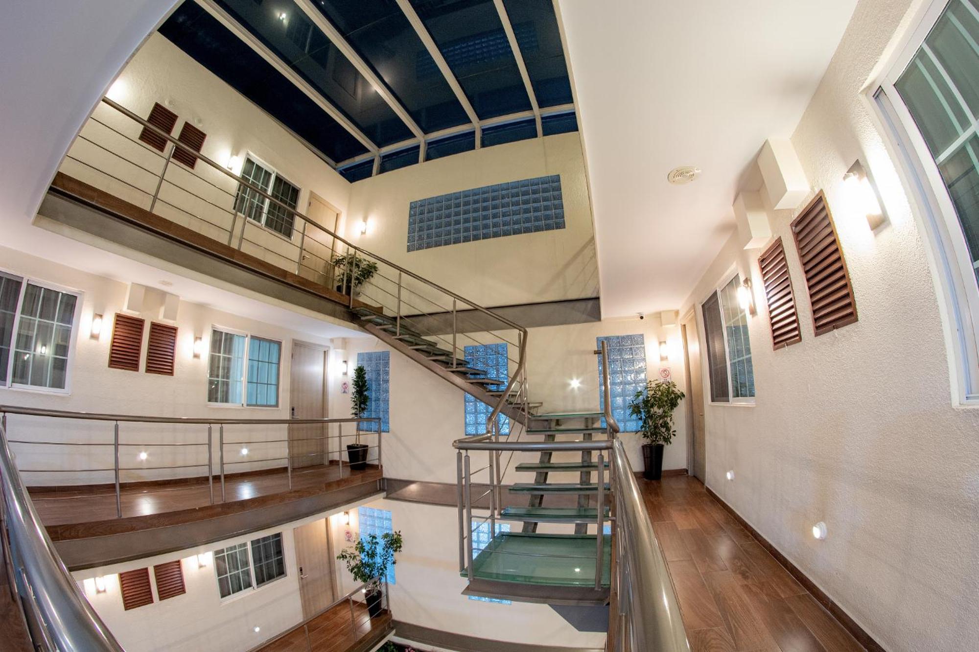 La Casa Del Reloj - Zona De Hospitales Mexico City