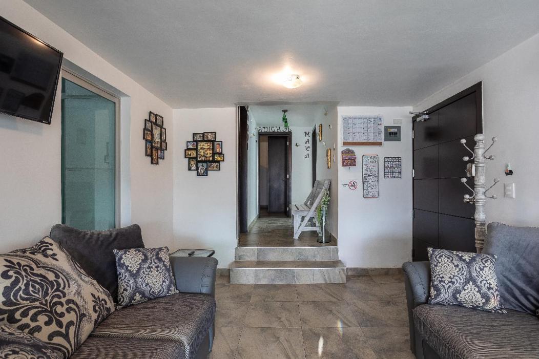 Casa Mexicana - Seguridad, 10min De Centros Comerciales & Zona Esmeralda - Empresas Bienvenidas Apartment