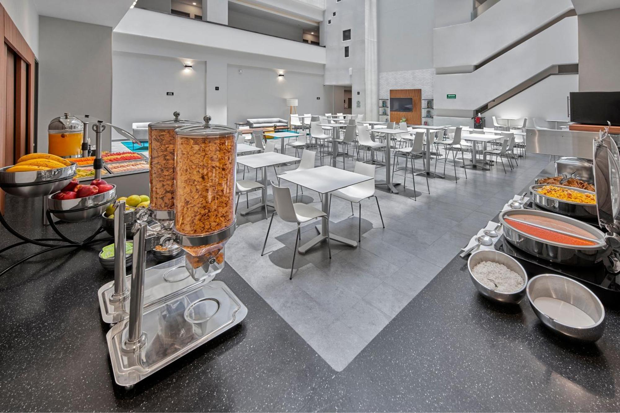 Express By Marriott Ciudad De Tlalpan Hotel 4*