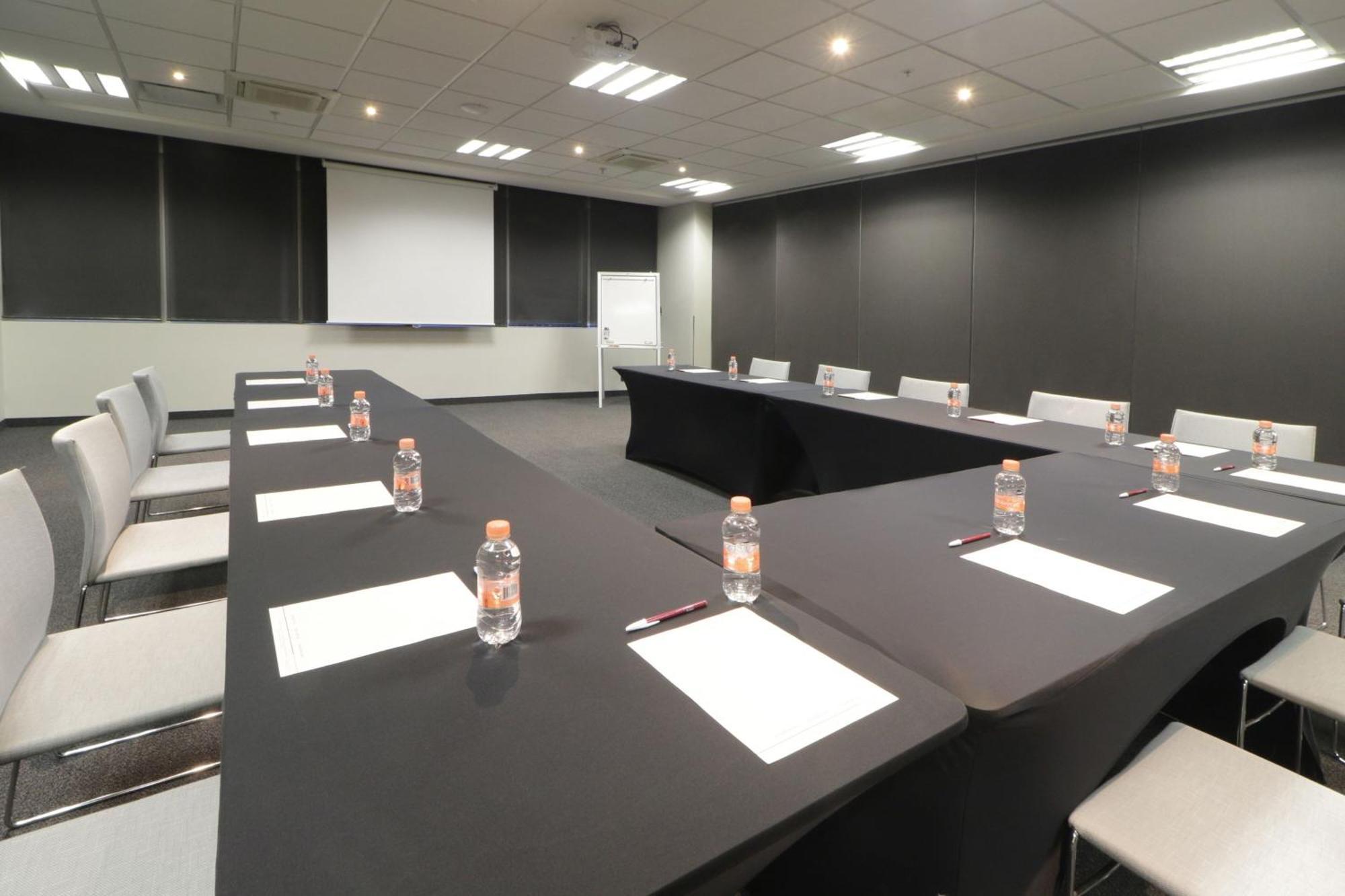 Express By Marriott Ciudad De Santa Fe 4*