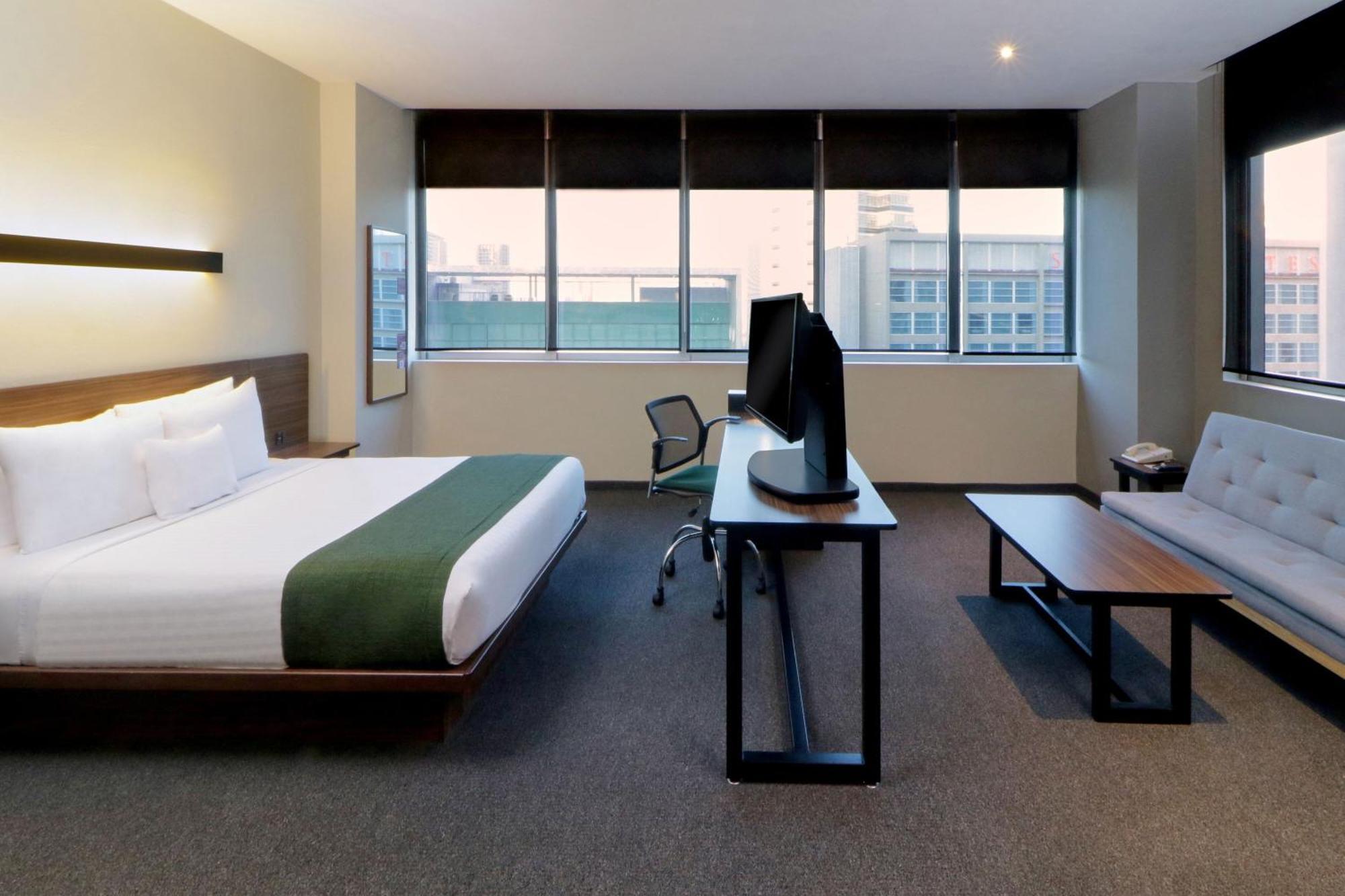 Express By Marriott Ciudad De Santa Fe 4* Mexico City