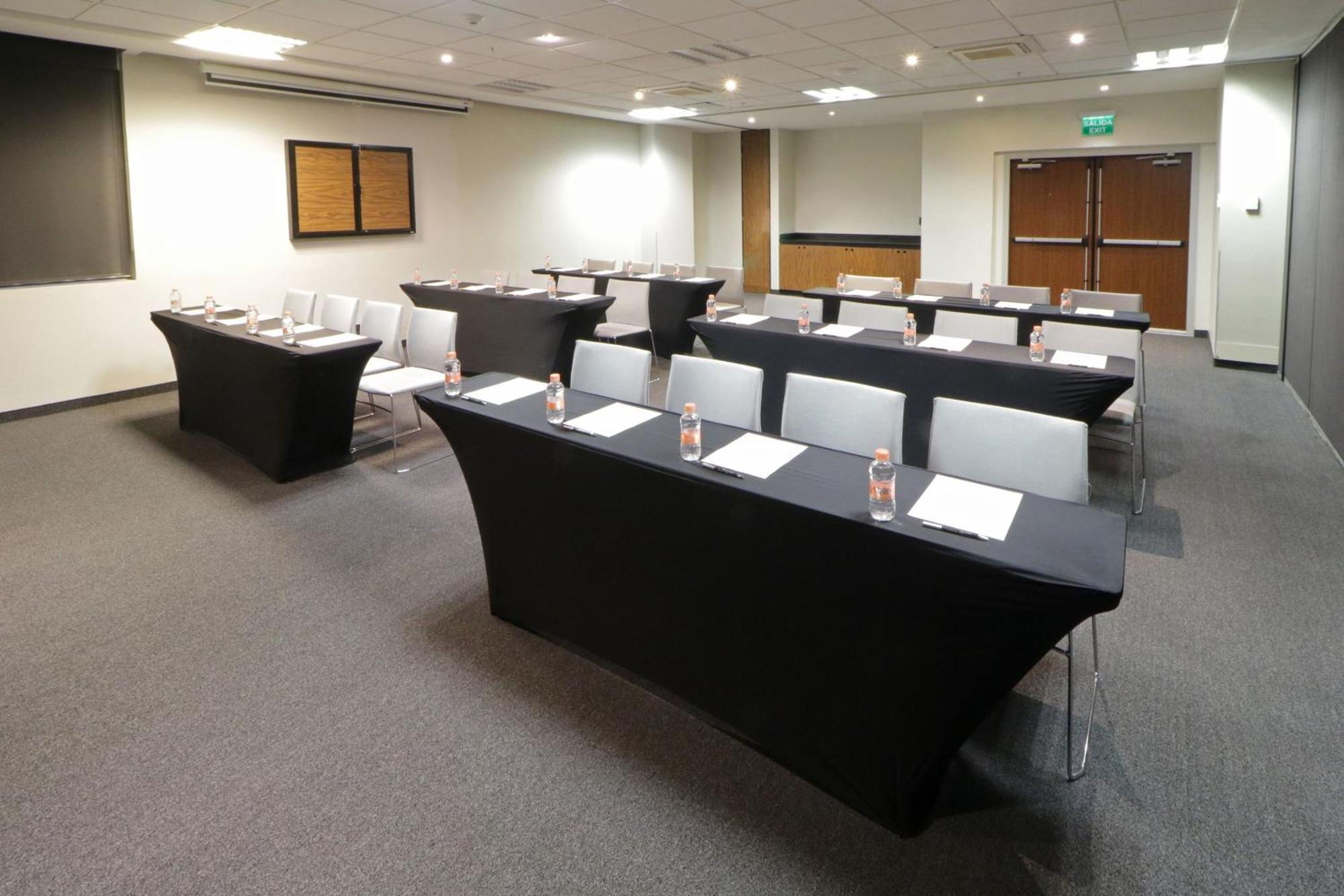 Express By Marriott Ciudad De Santa Fe