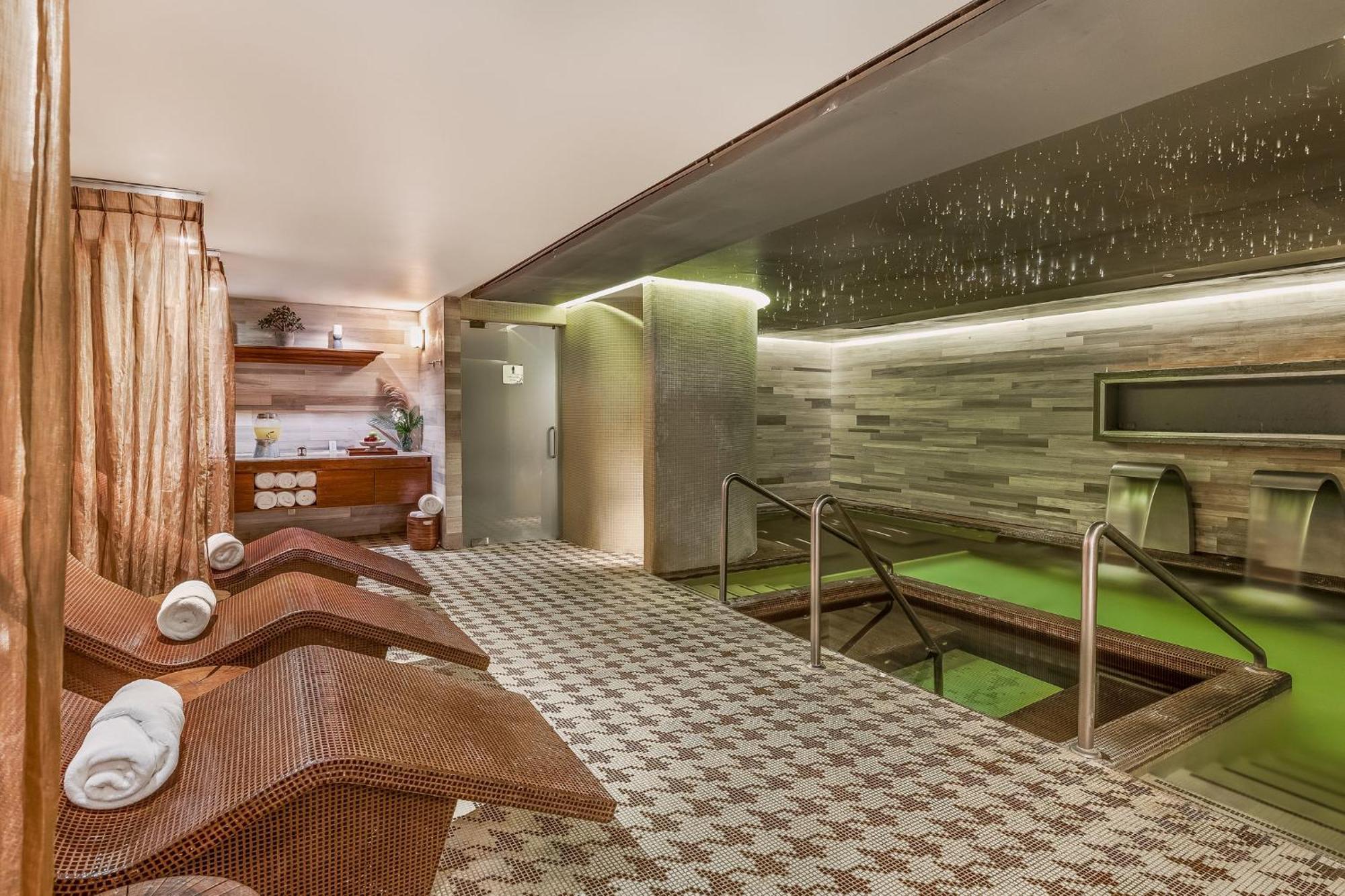 Live Aqua Ciudad De Bosques De Las Lomas (adults Only) 5*