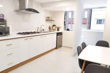 Leonora Maiahome-amplio En Polanco A Pasos De Masaryk 3bd + 3bt Apartamento México DF