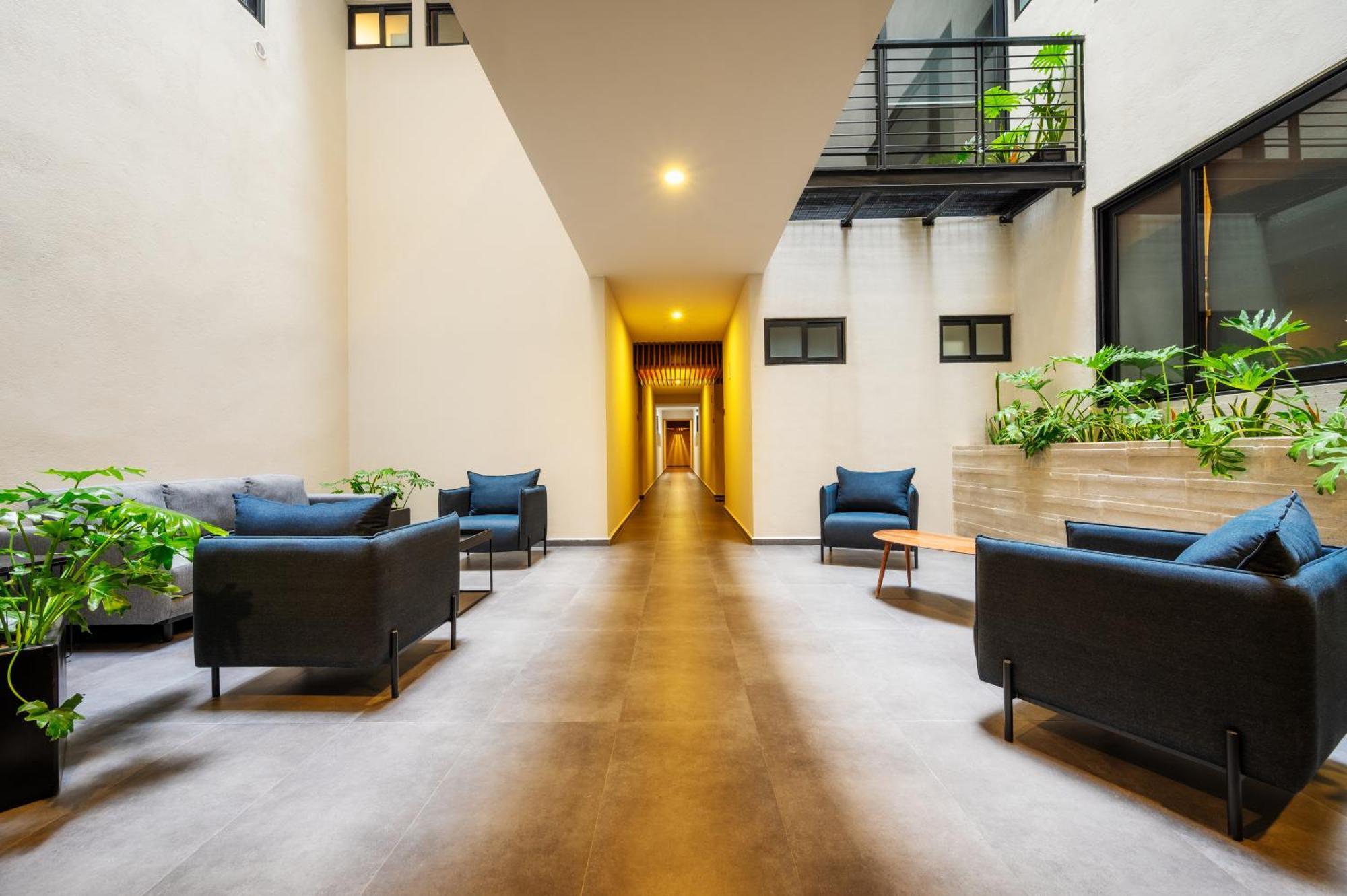 Apartahotel Capitalia - - Downtown Del Valle