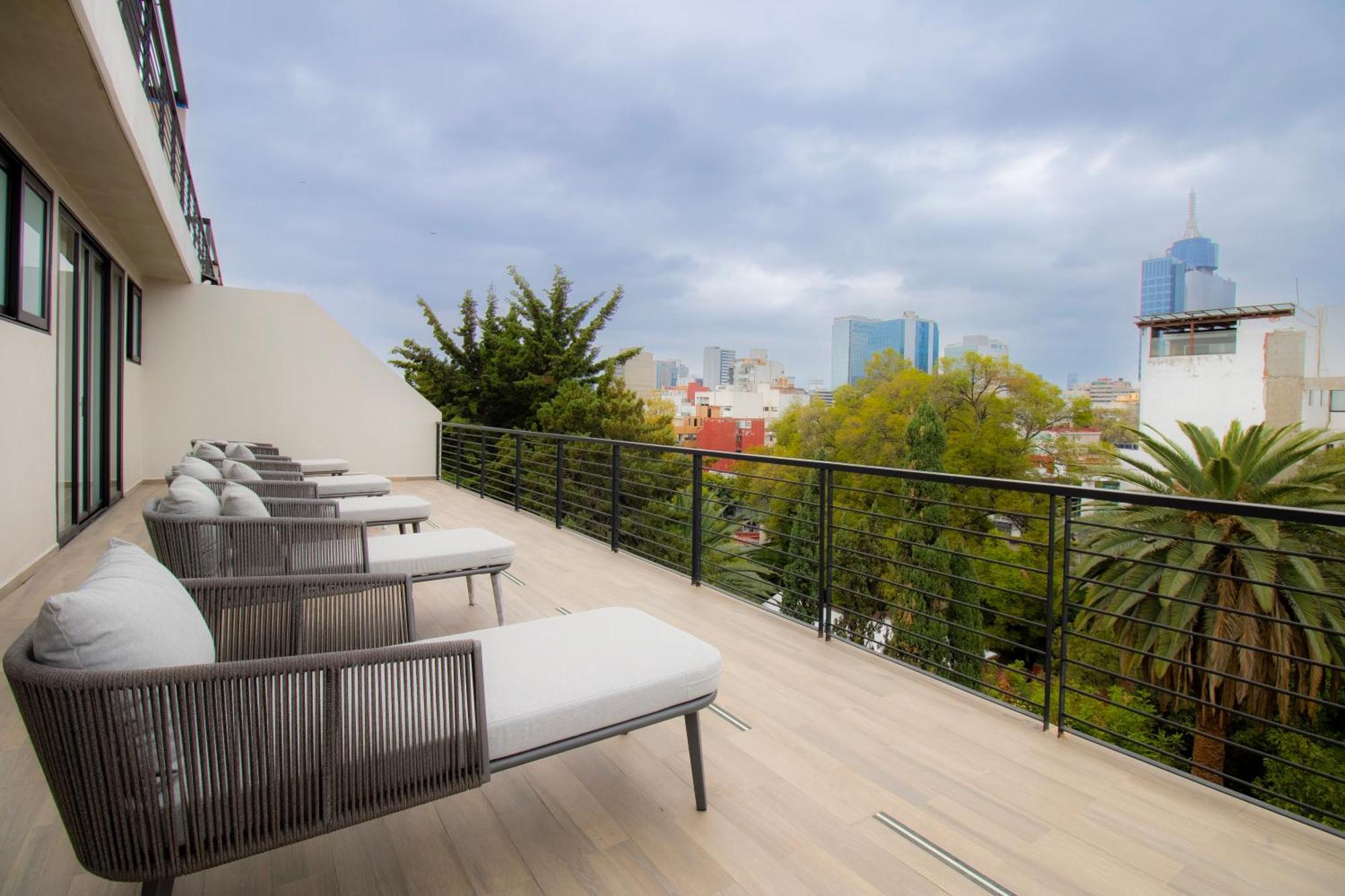 Apartahotel Capitalia - - Downtown Del Valle *