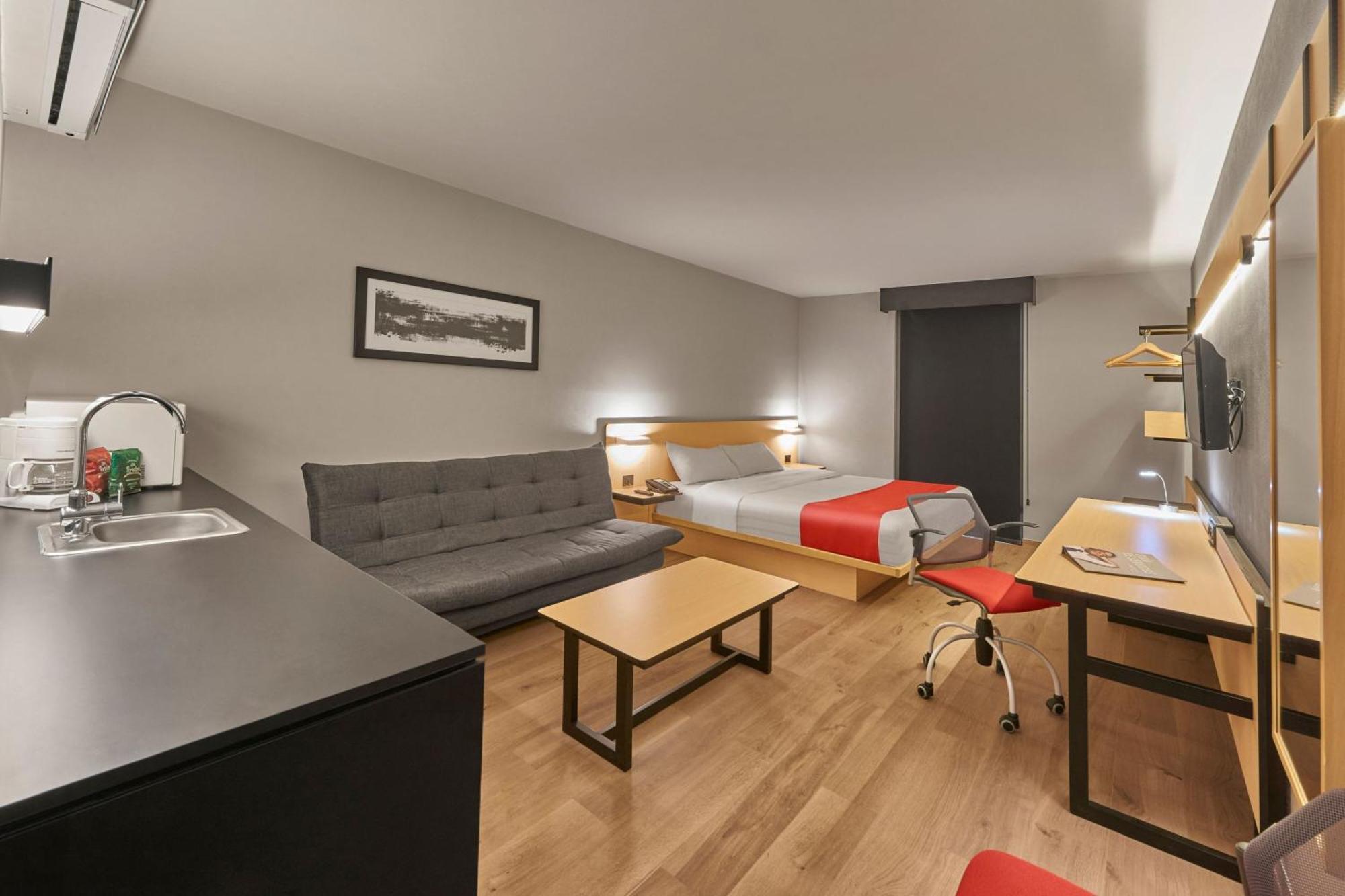 Express By Marriott Ciudad De Mexico Mundo E Hotel 3*