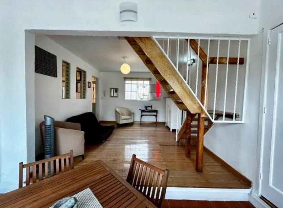 Apartamento Amazing 2 Bed With Balcony And A Terrace *