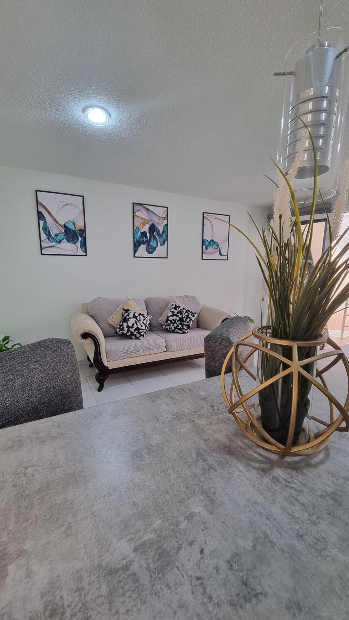 Departamento Centrico, Amplio Y Nuevo Cerca Del Aeropuerto Y Gnp-foro Sol Apartment