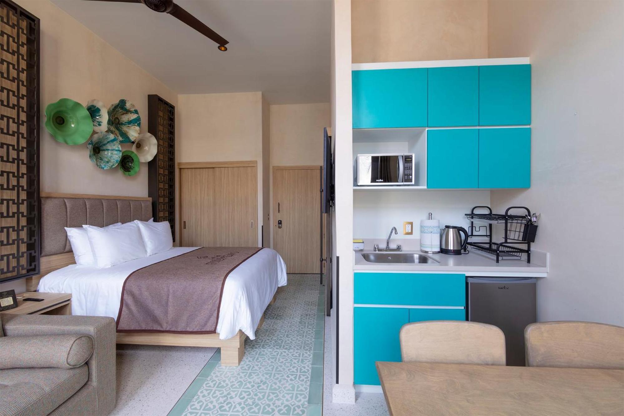 High End Few Steps From Bellas Artes