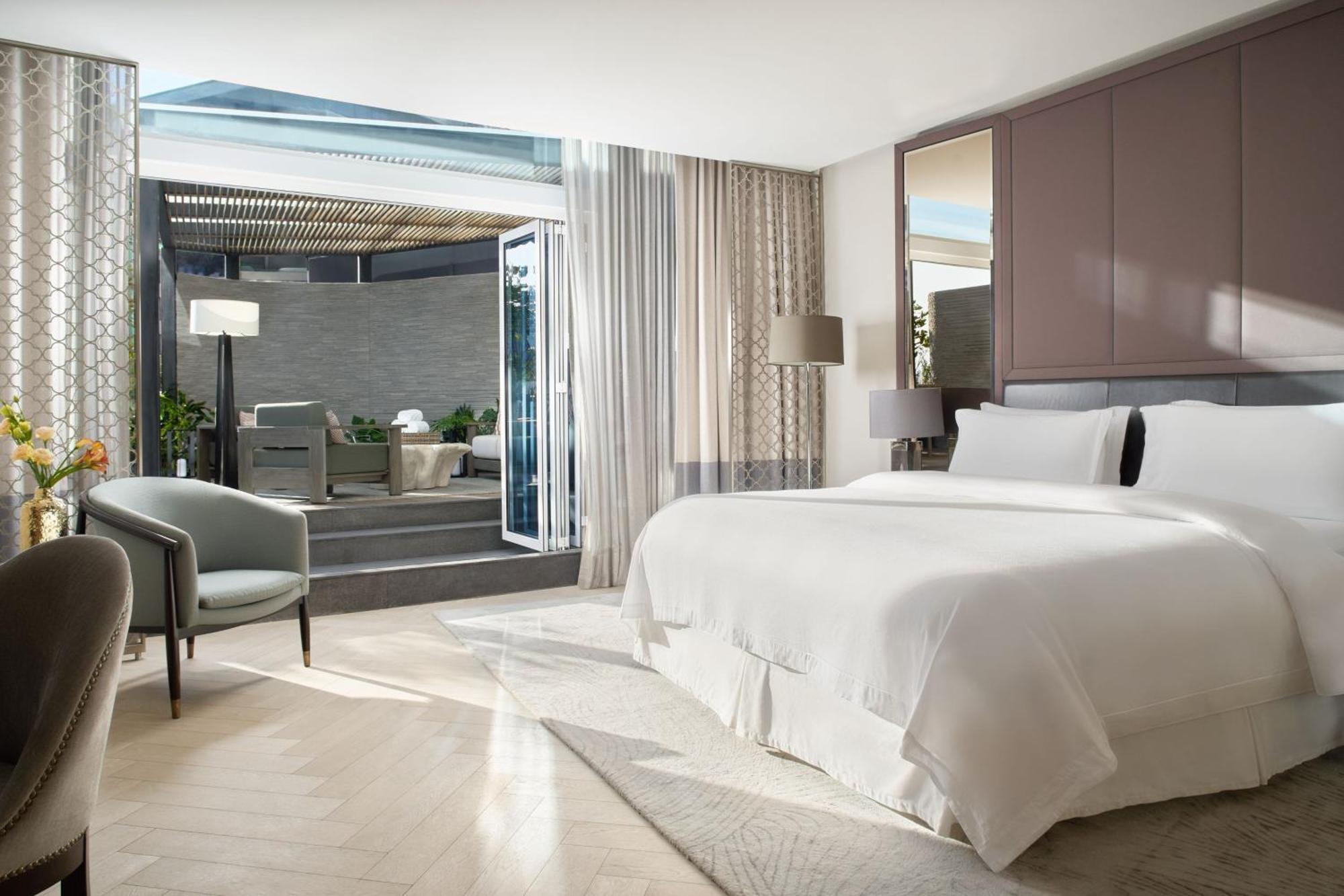 The St. Regis 5*