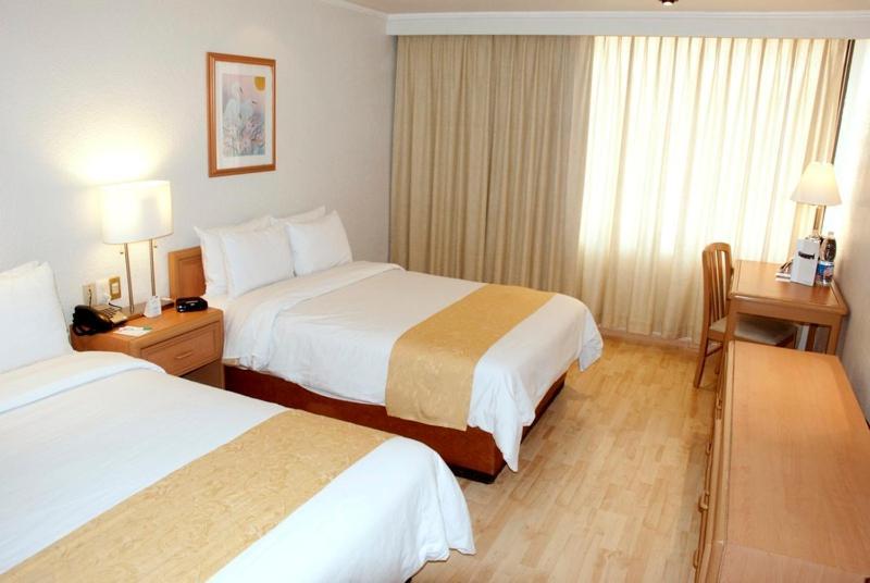 Hotel Pf 4*