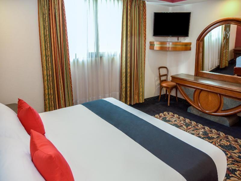 Hotel El Senador México DF