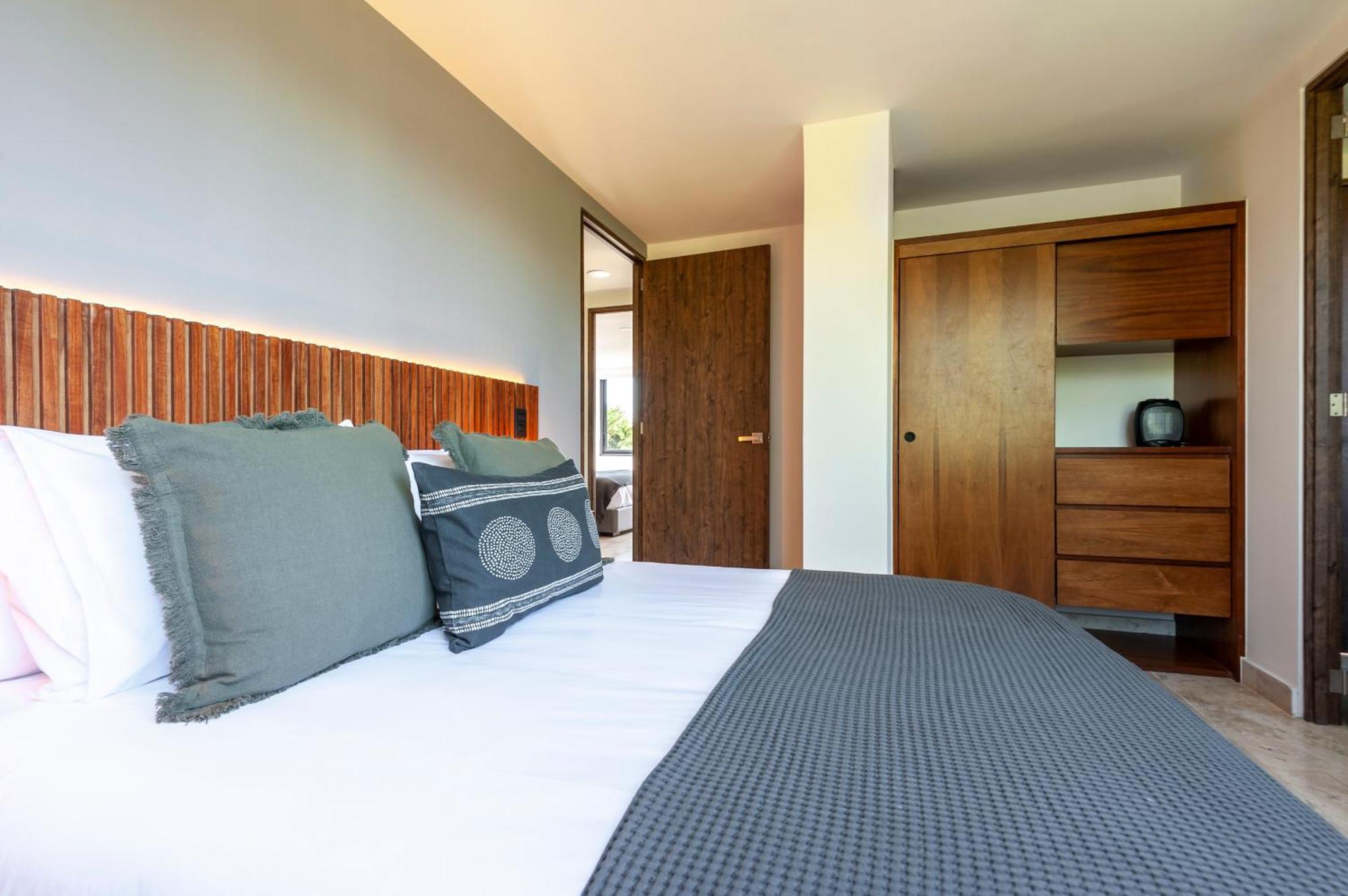 The Corner Condesa Aparthotel