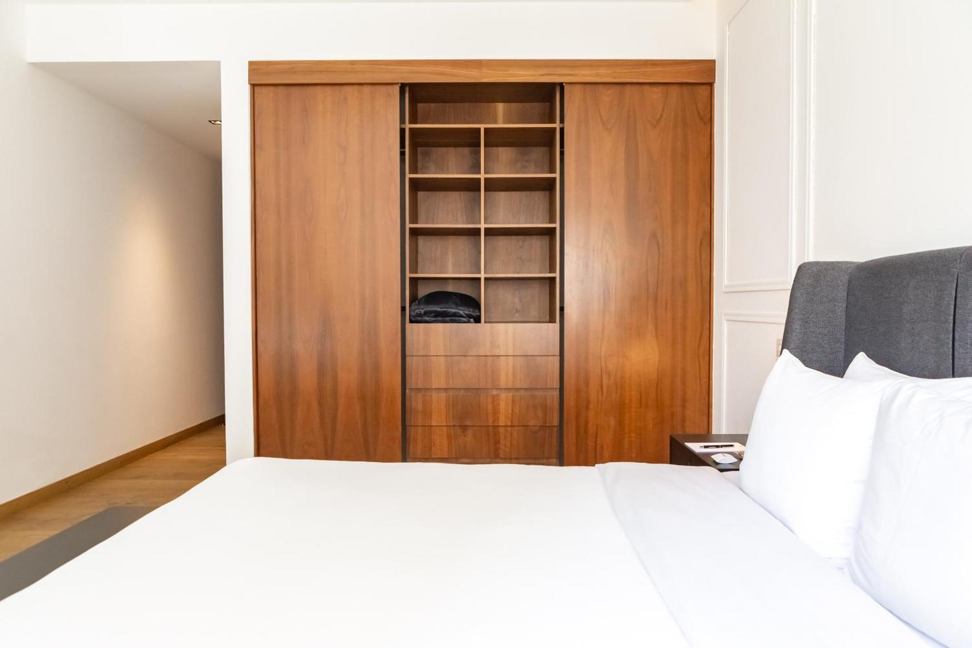 Wynwood House Platon Aparthotel *
