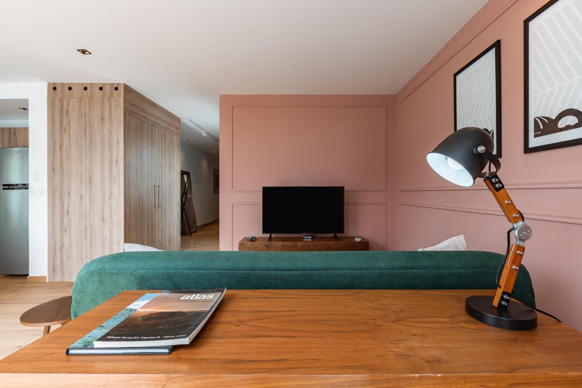 Wynwood House Platon Aparthotel