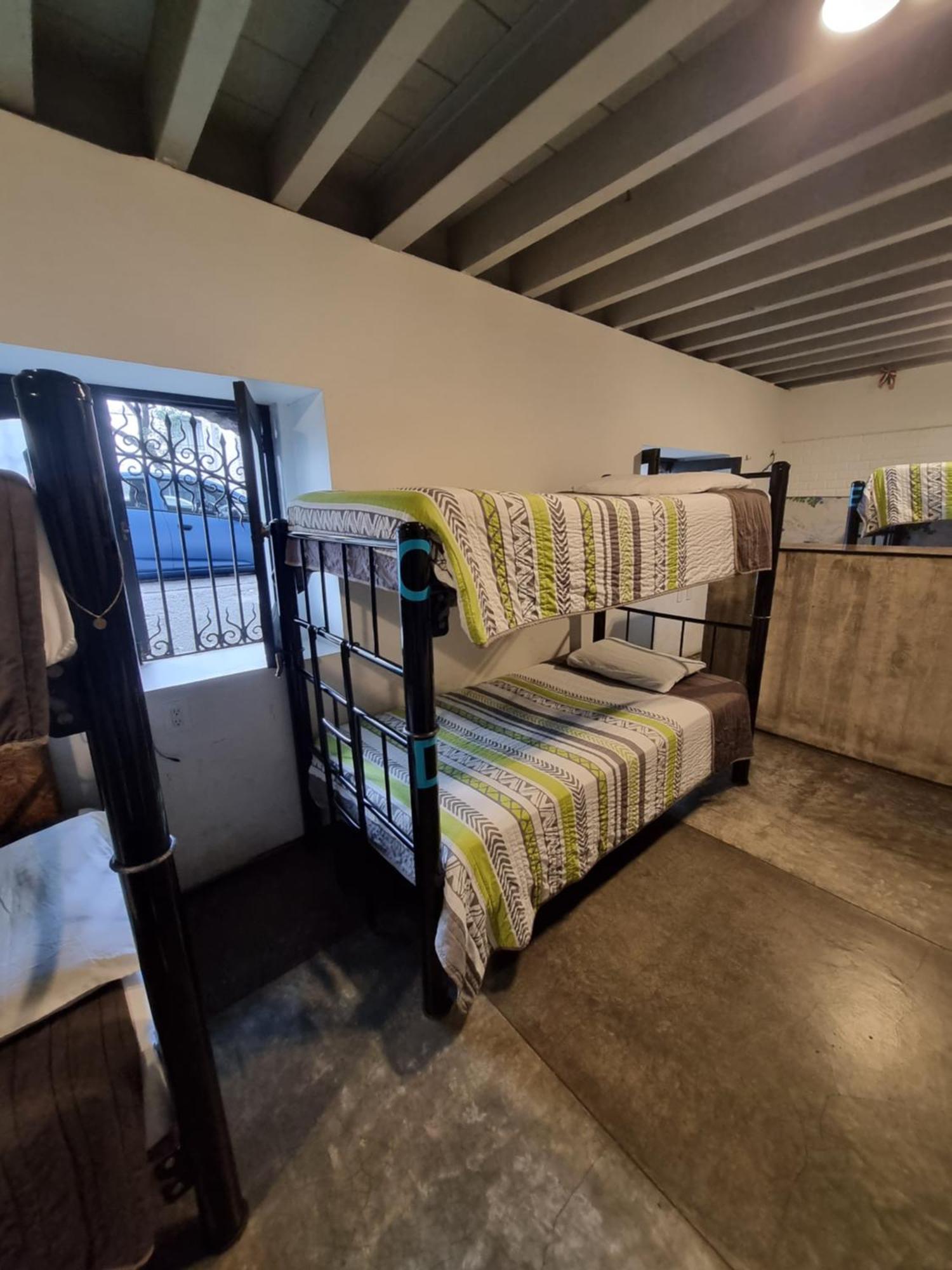 Metro Boutique Albergue