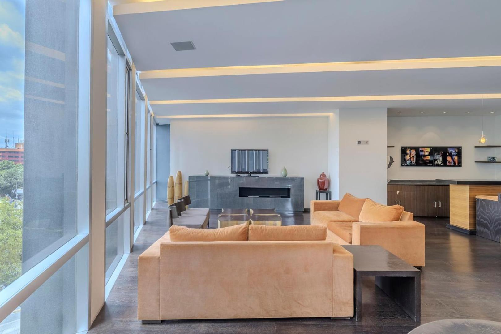 With Reforma View Pool And Jacuzzi *