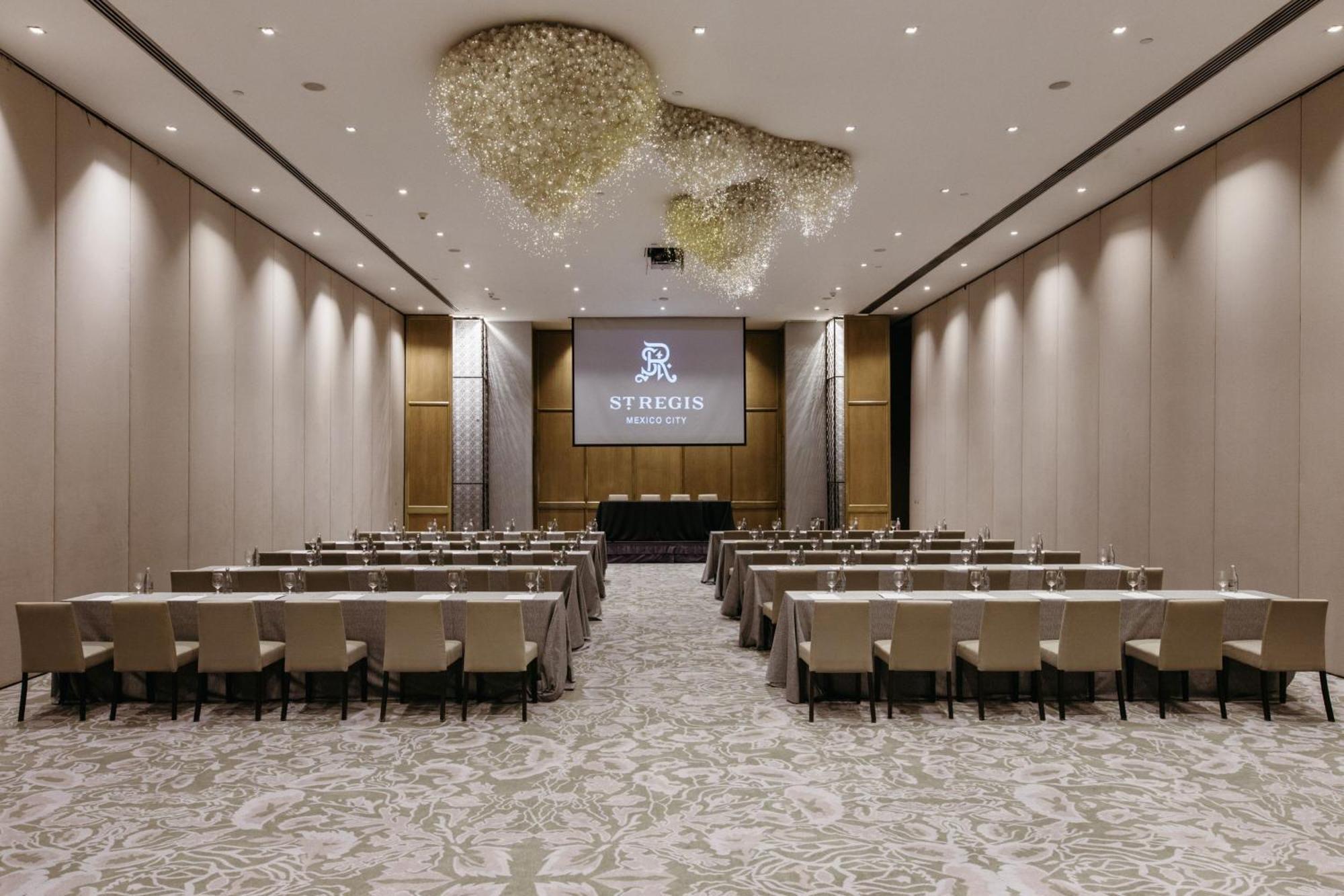 Hotel The St. Regis 5*