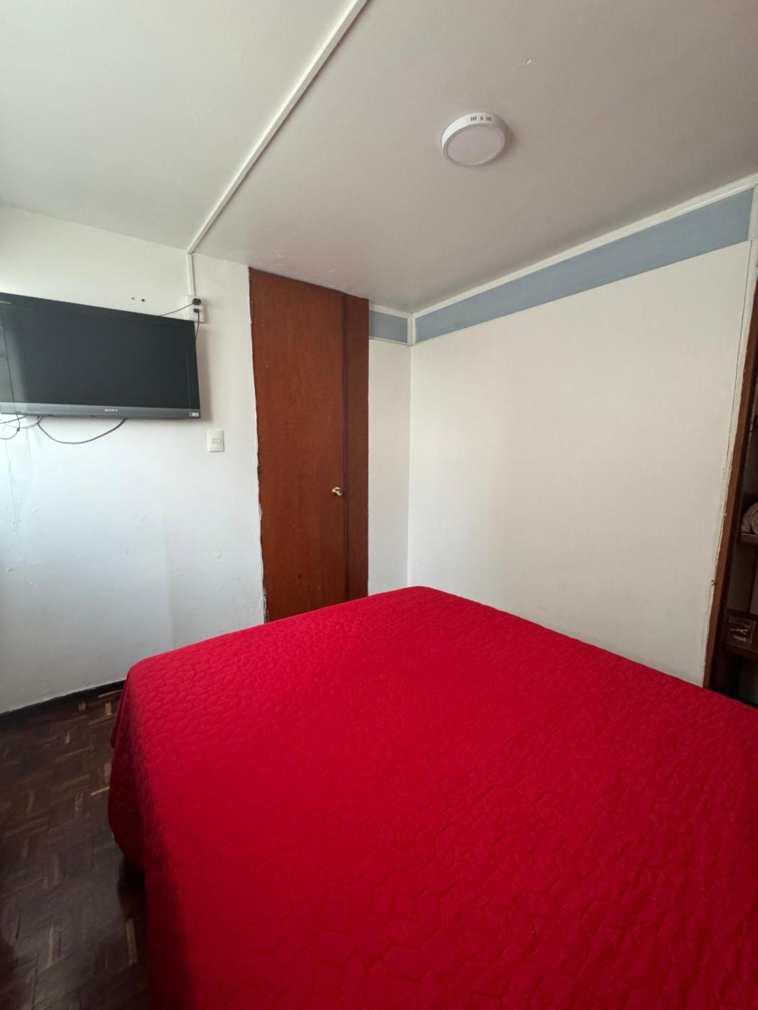 Economica Y Pequena Con Bano Privado Cerca Del Centro Historico Camping *
