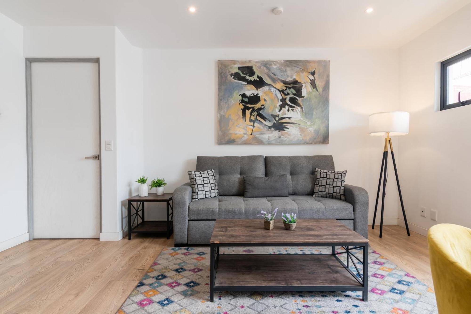 Spacious Urban Retreatwork & Play In Apartamento México DF