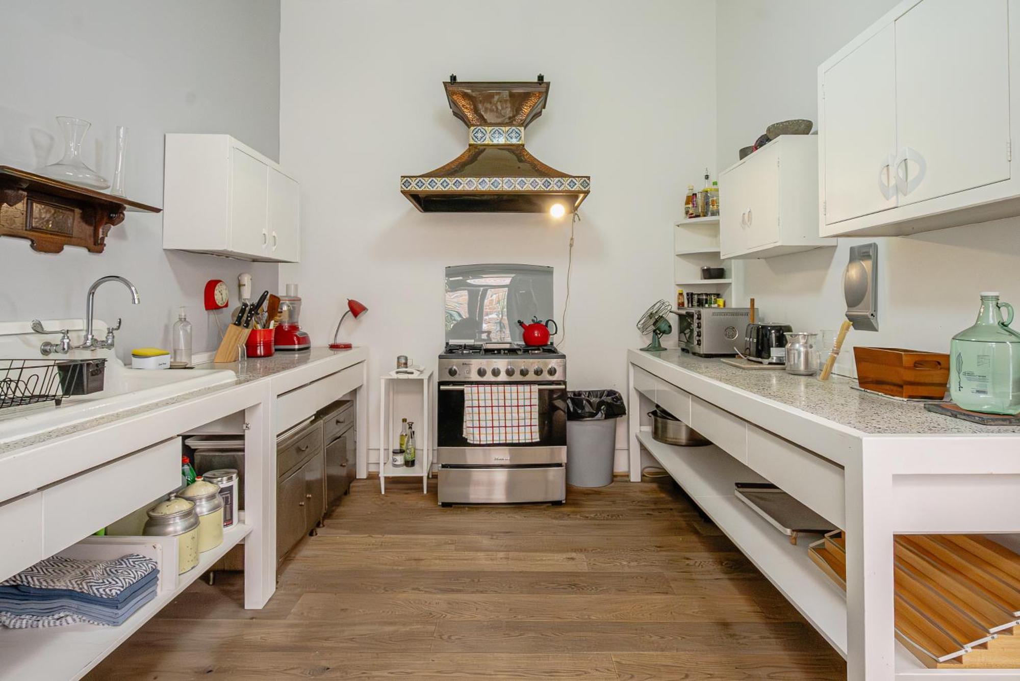 Villa Casa Chapulin-mexican Eclectic In Roma Norte