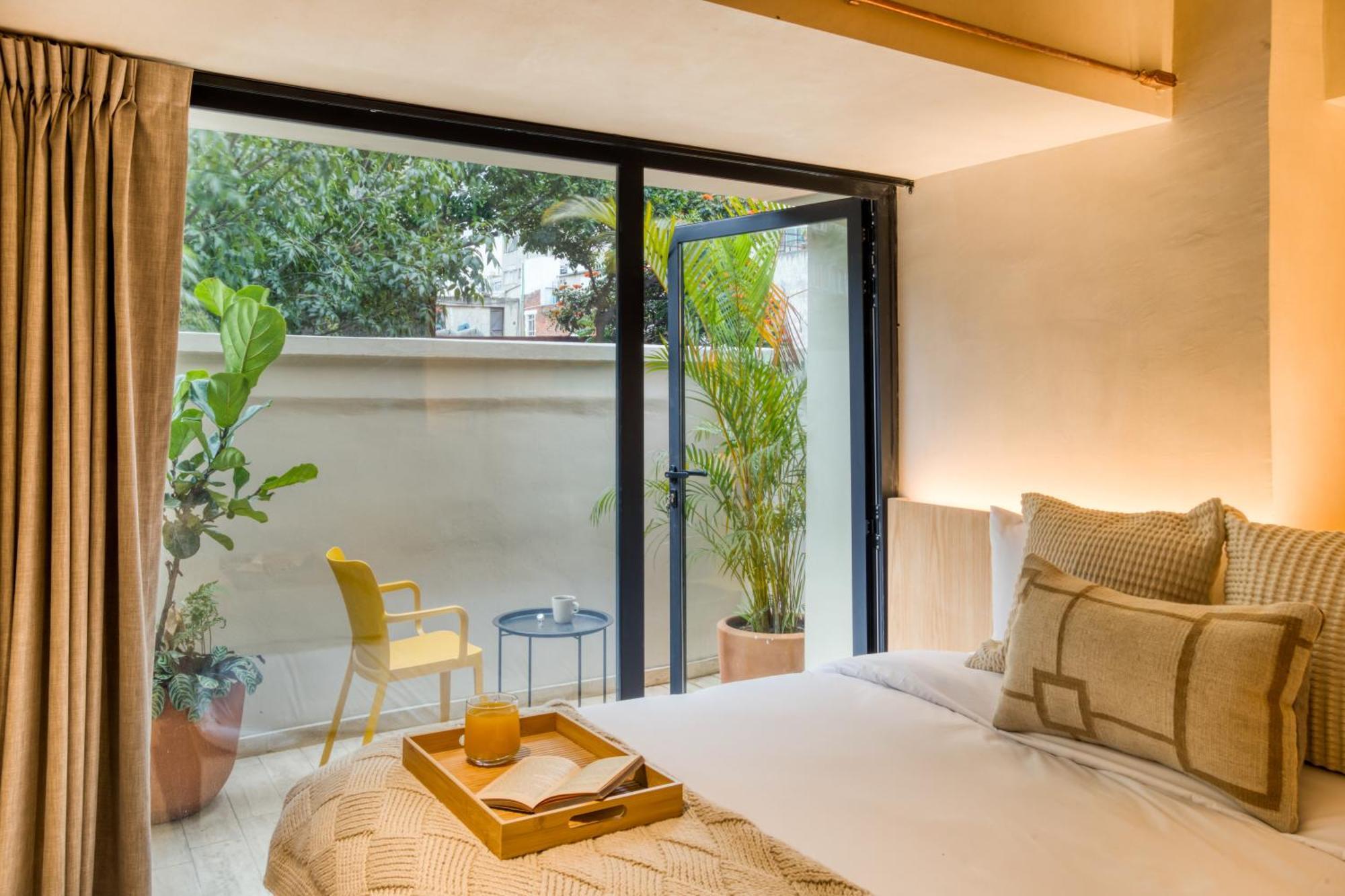 Apartahotel Caliza Roma Residences By Tasman
