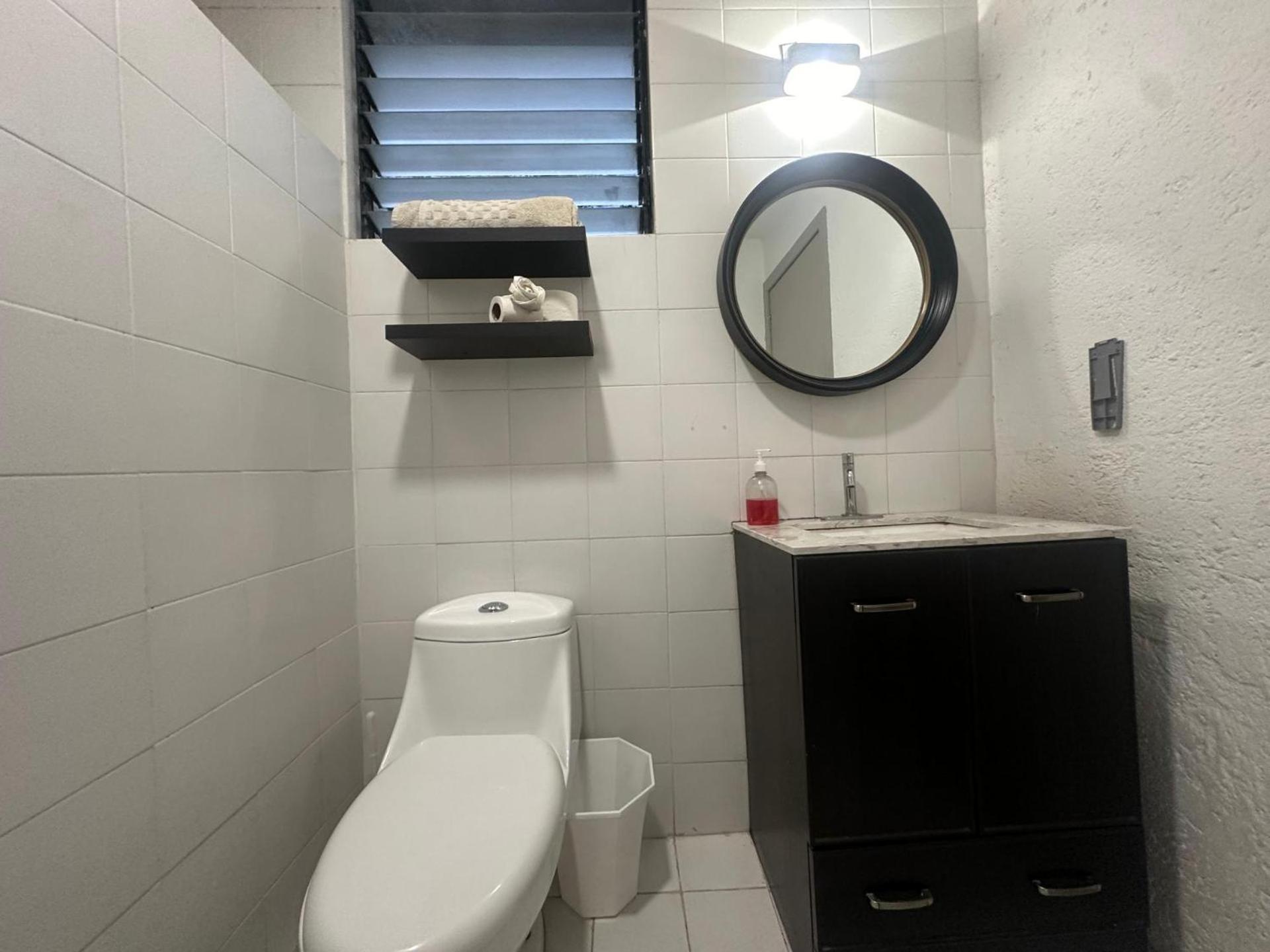 Connected In Roma - 3br- Fast Wifi- Laundry México DF