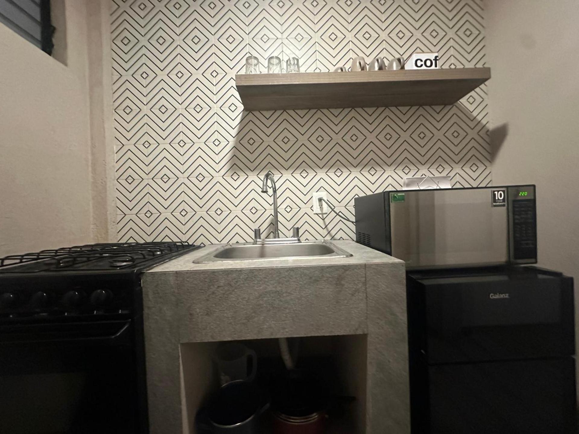 Connected In Roma - 3br- Fast Wifi- Laundry