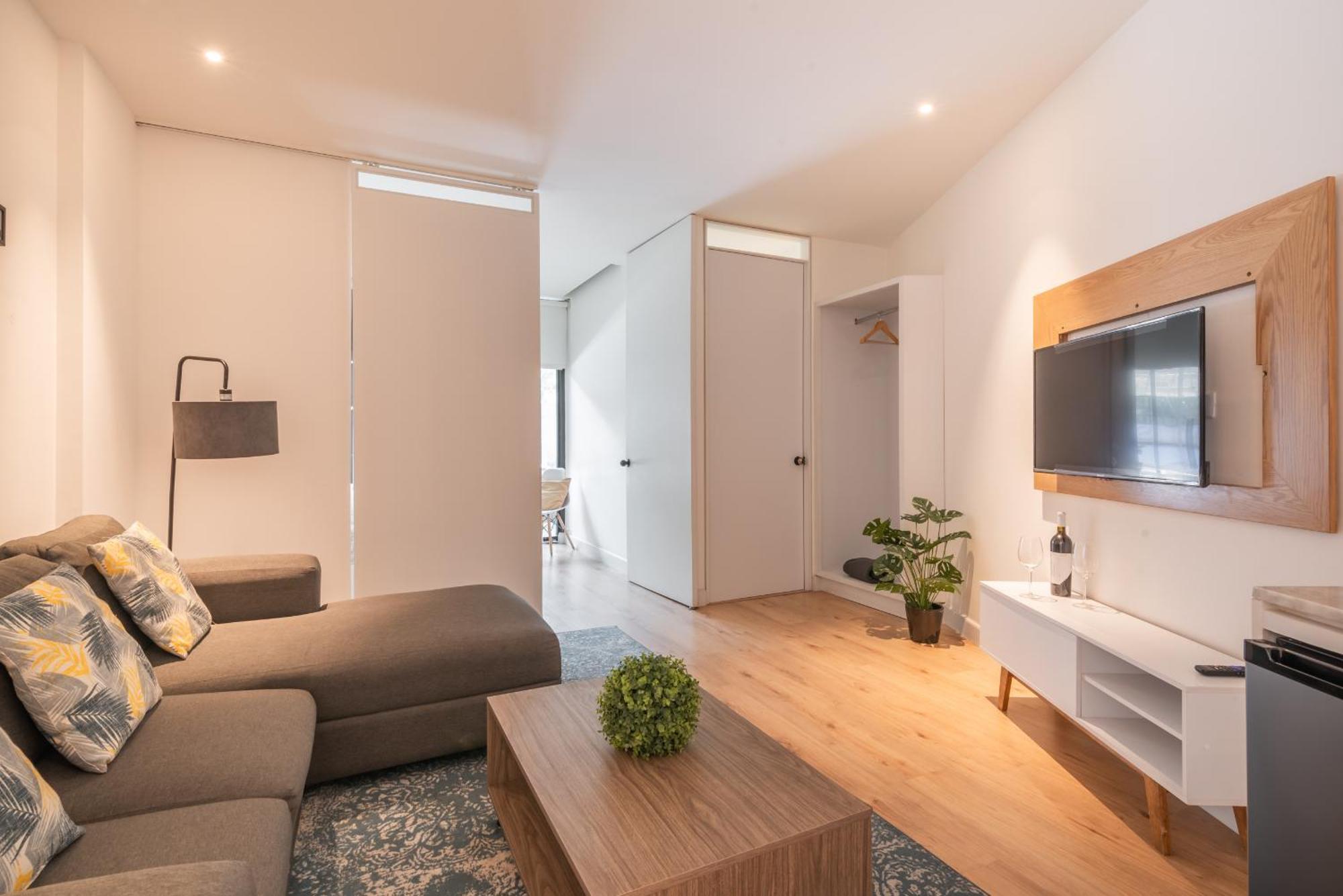 Hotel Quiet Stylish Studio, Smart Tv, Six Flags 1k *