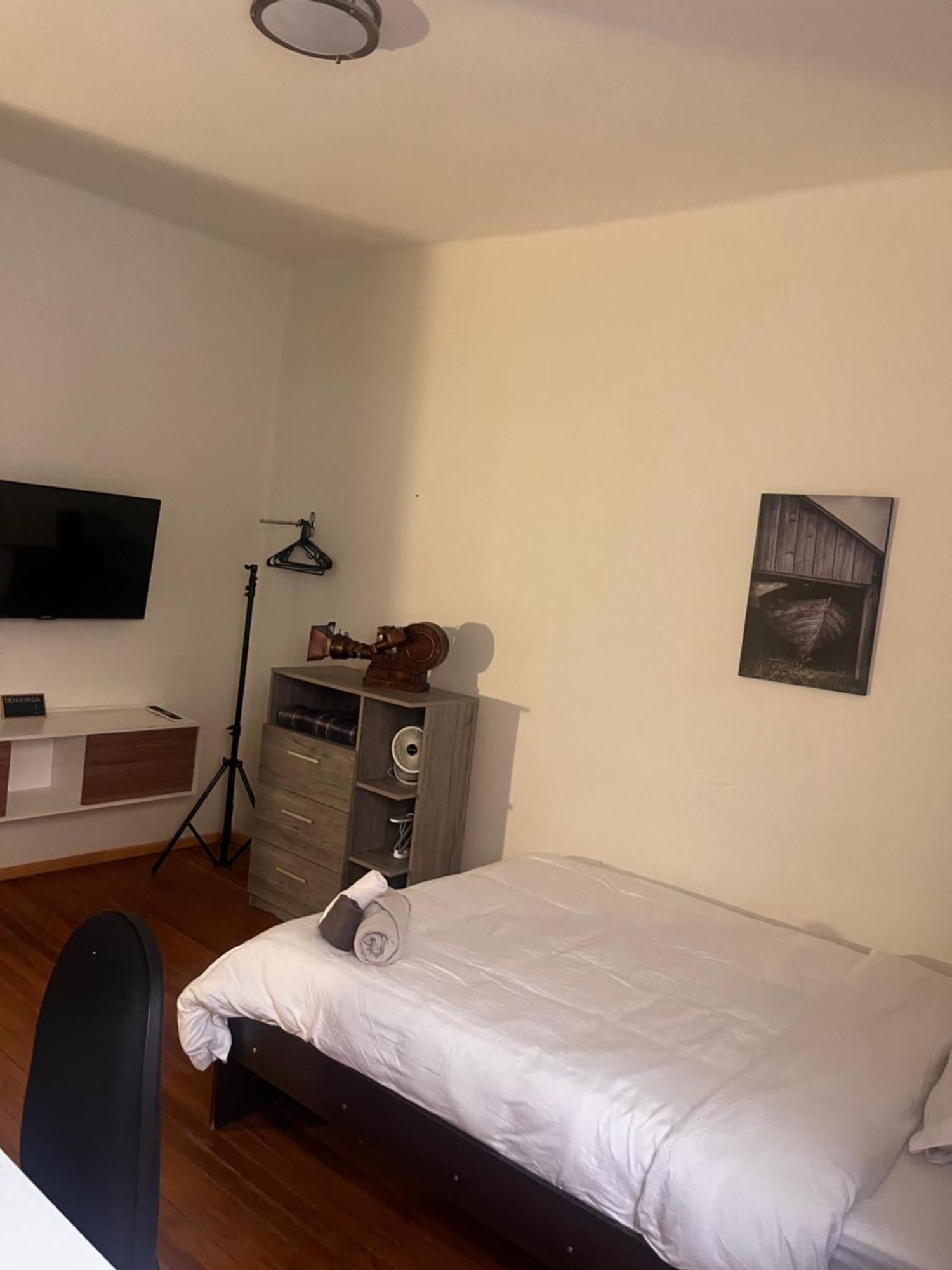 Departamento Remodelado Y Compartido En Roma Sur, Cerca Centro Medico * México DF
