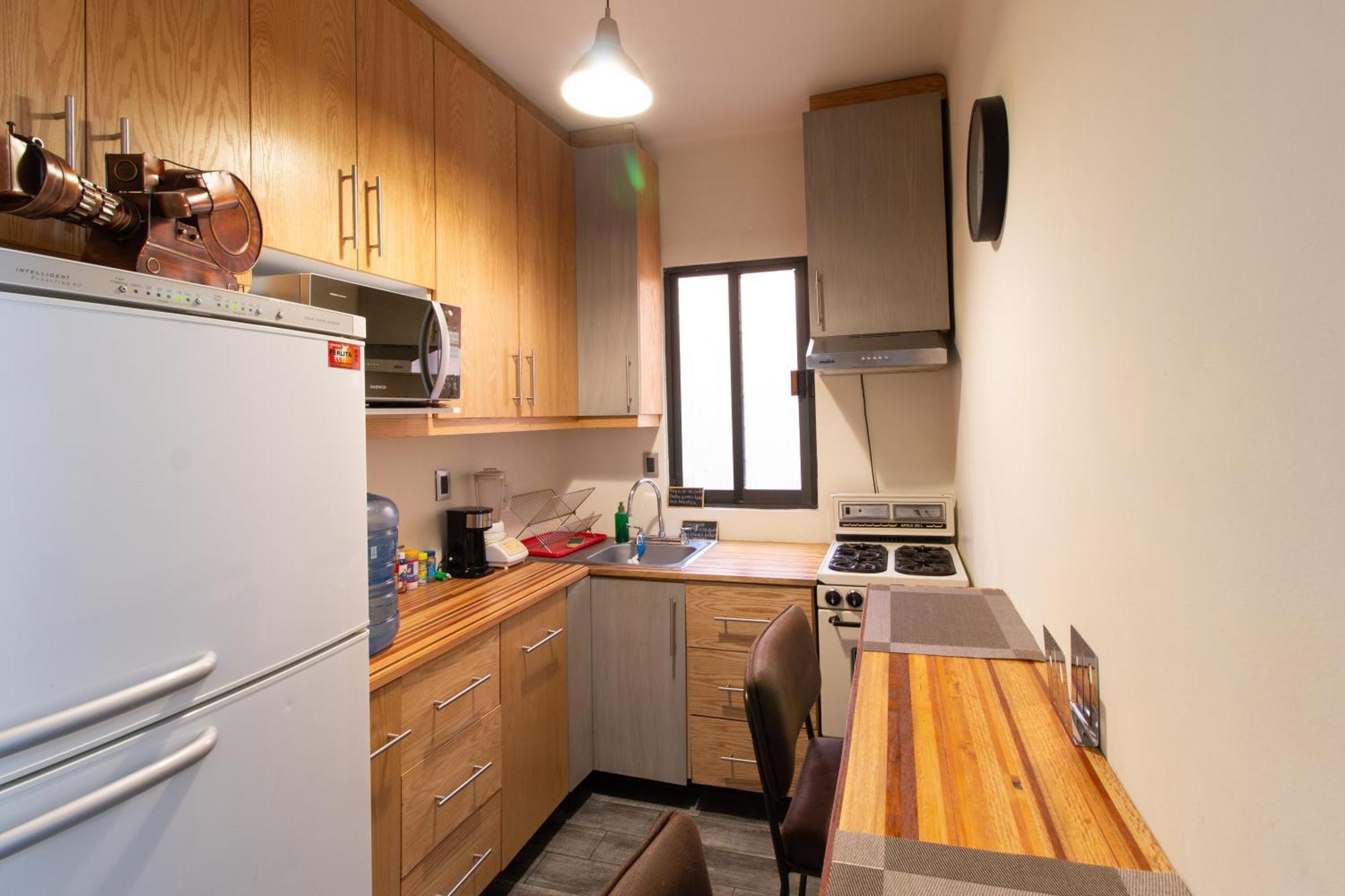 Departamento Remodelado Y Compartido En Roma Sur, Cerca Centro Medico Habitación en casa particular *