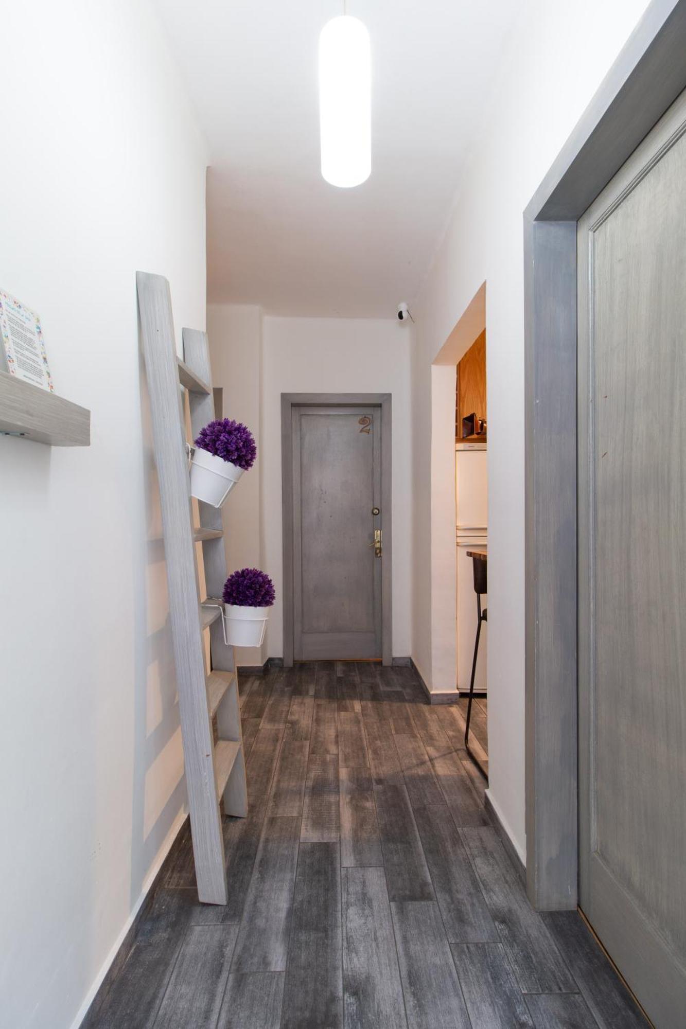 Departamento Remodelado Y Compartido En Roma Sur, Cerca Centro Medico *
