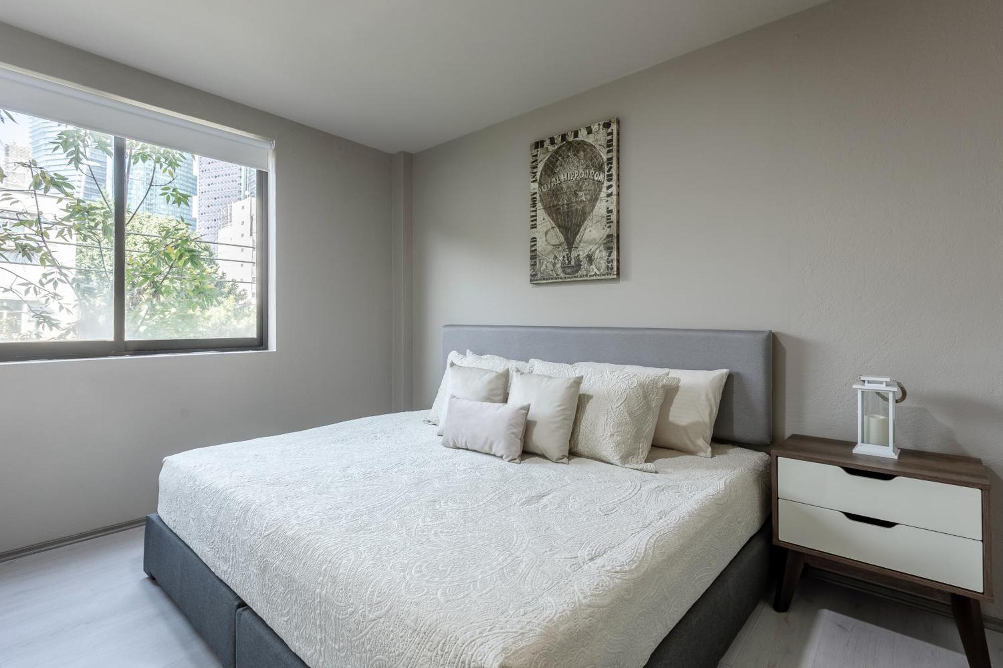 Bright & Stylish In Roma Condesa Sleeps 7