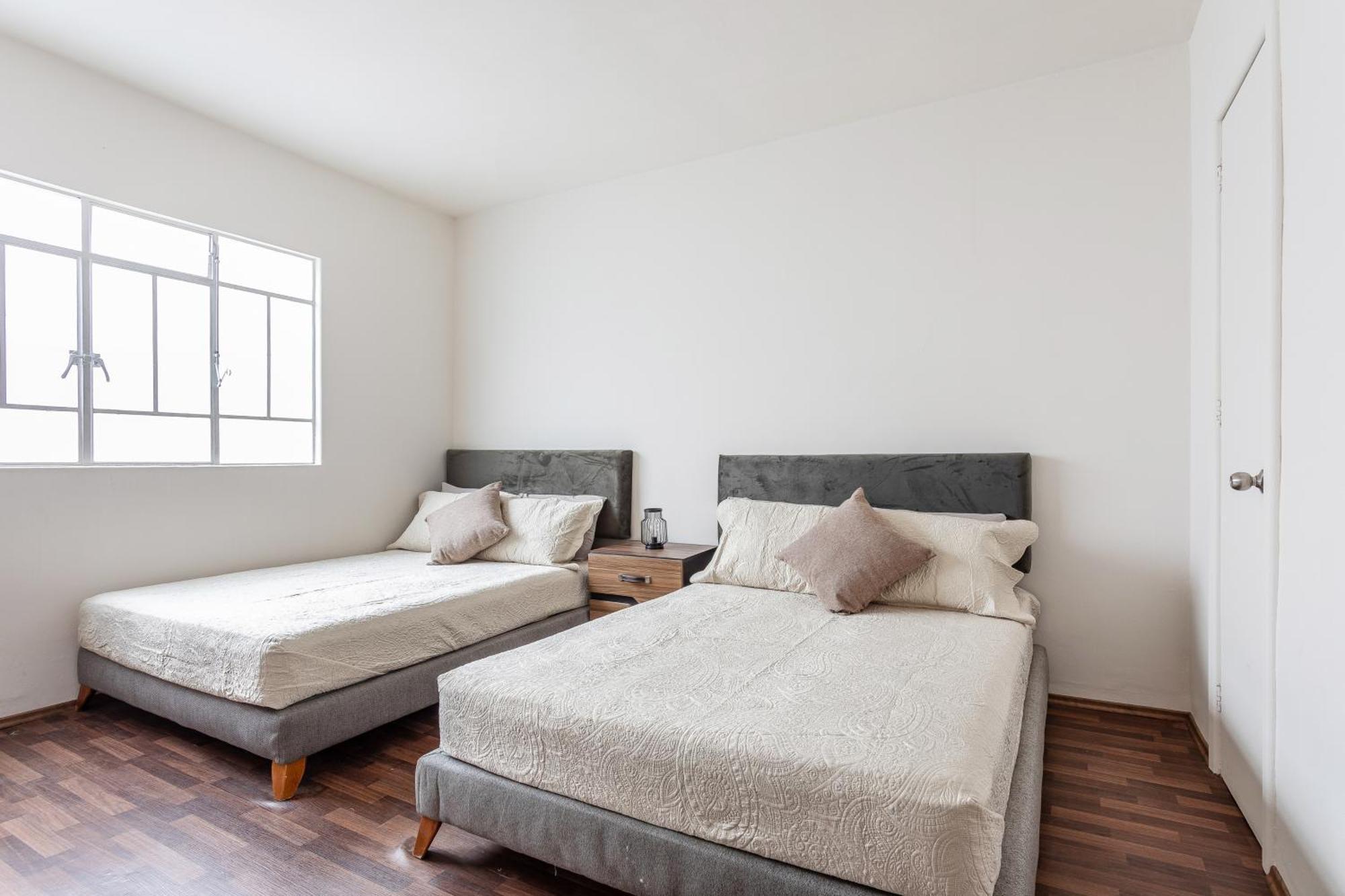 Luxury 3br Roma Norte - Wifi- Laundry- Sleeps 10 México DF
