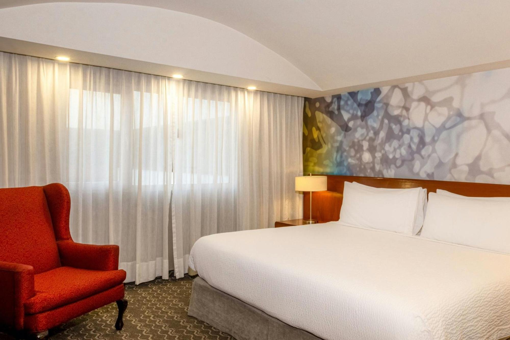 Courtyard By Marriott Revolucion 4* México DF