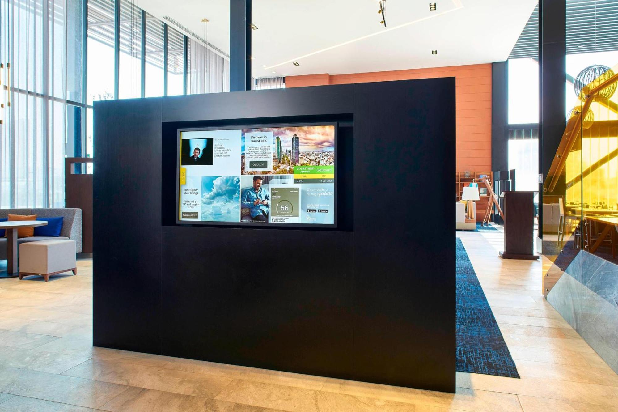 Hotel Courtyard By Marriott Mexico Toreo 4*