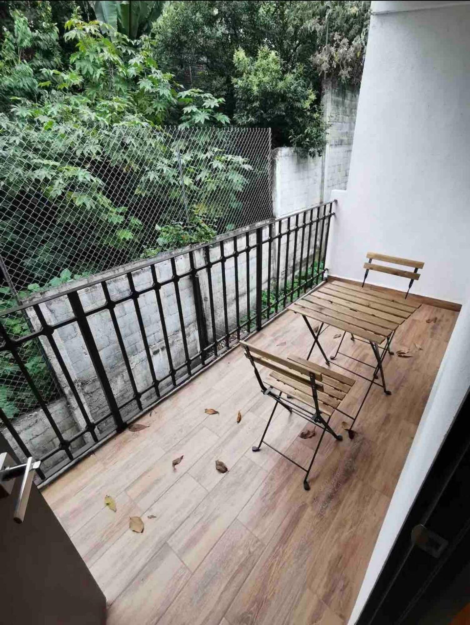 Pensión In - Cozy With Terrace