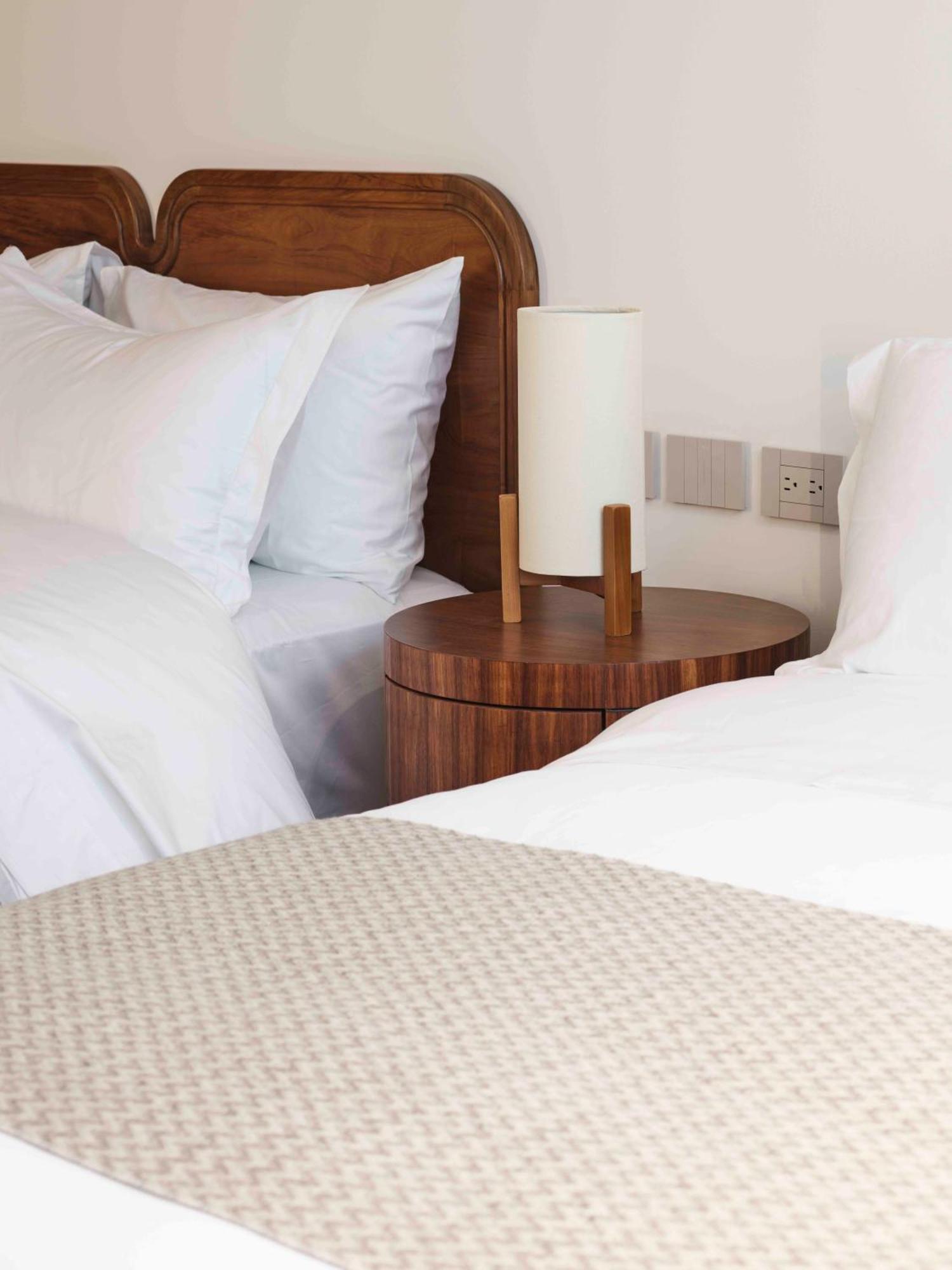 Dama Hotel *