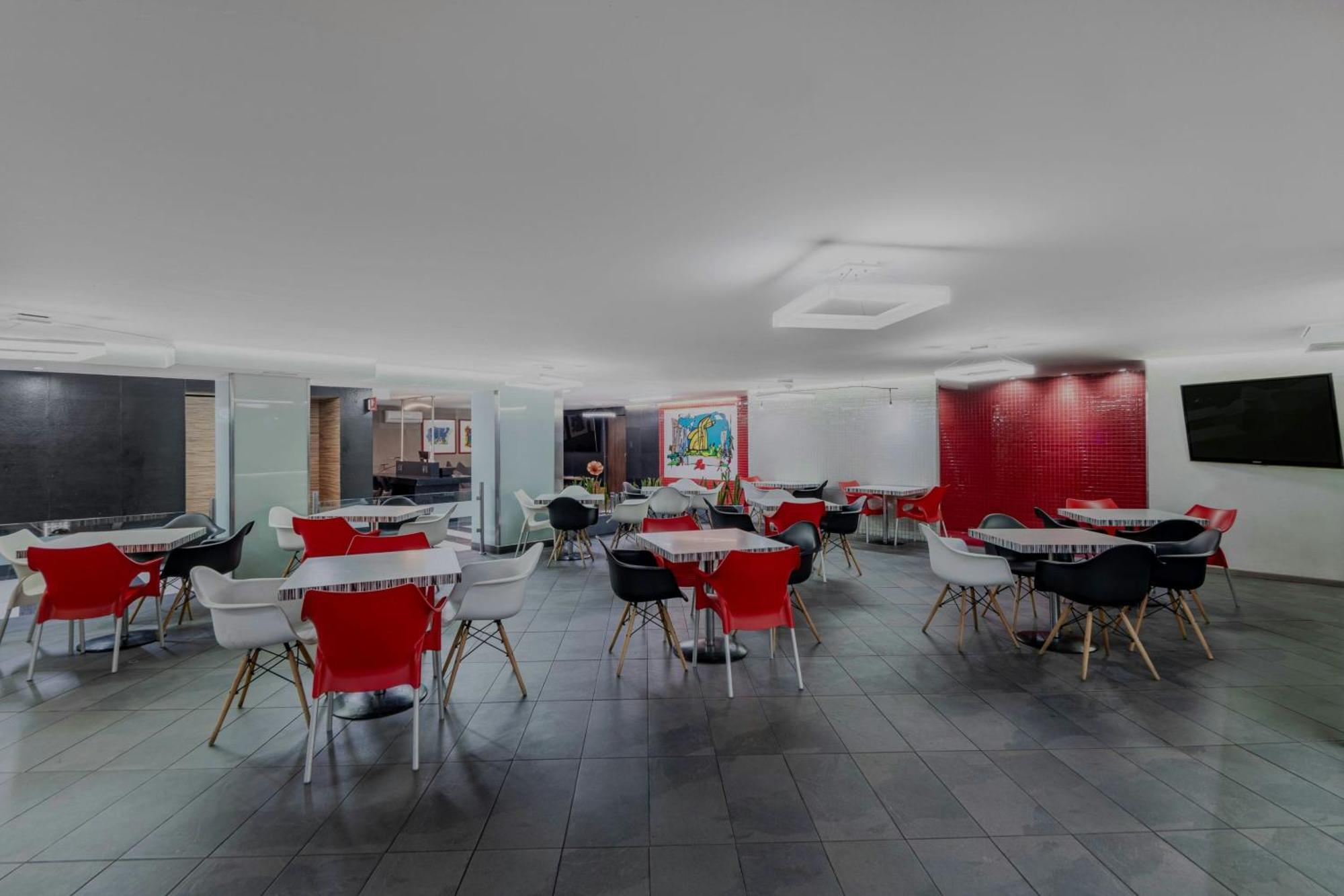 Express Alameda Hotel 3*
