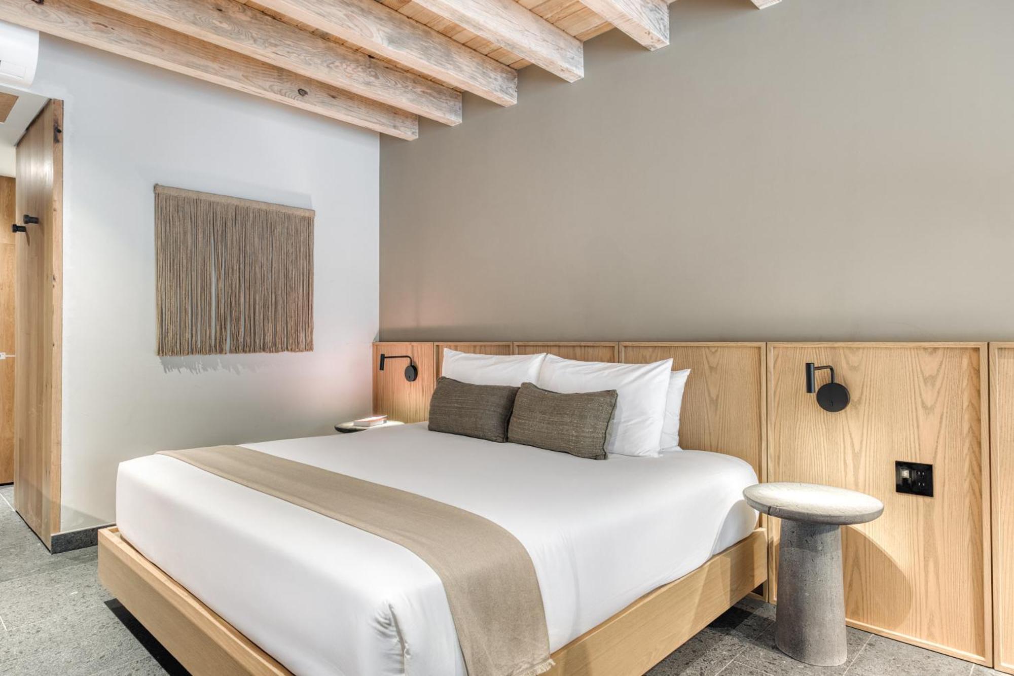Onto Alvaro Obregon Hotel Mexico City