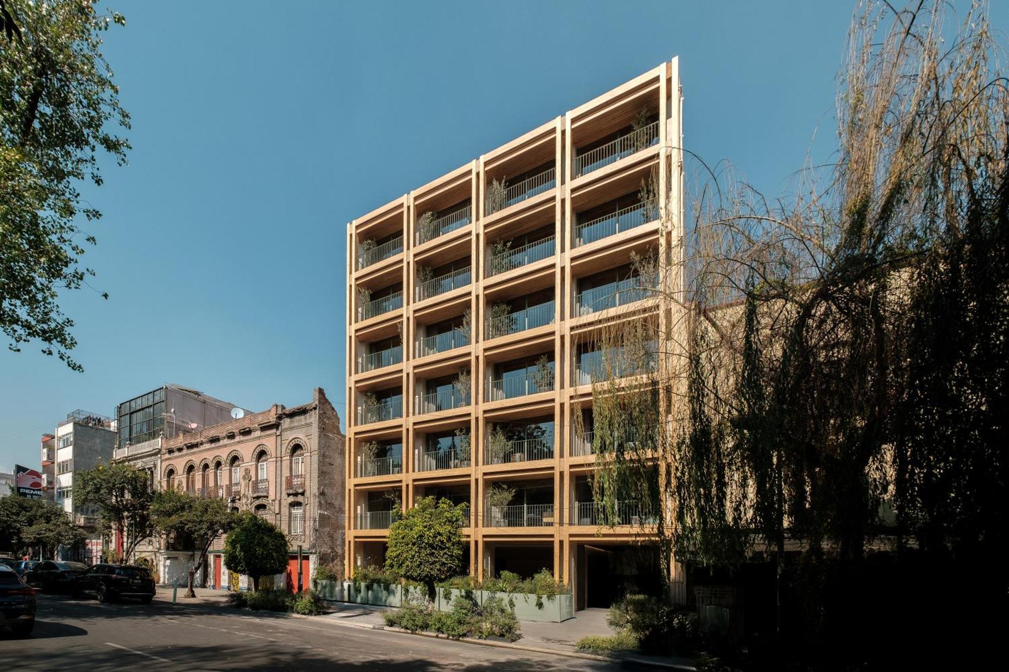 Onto Alvaro Obregon 5* Mexico City